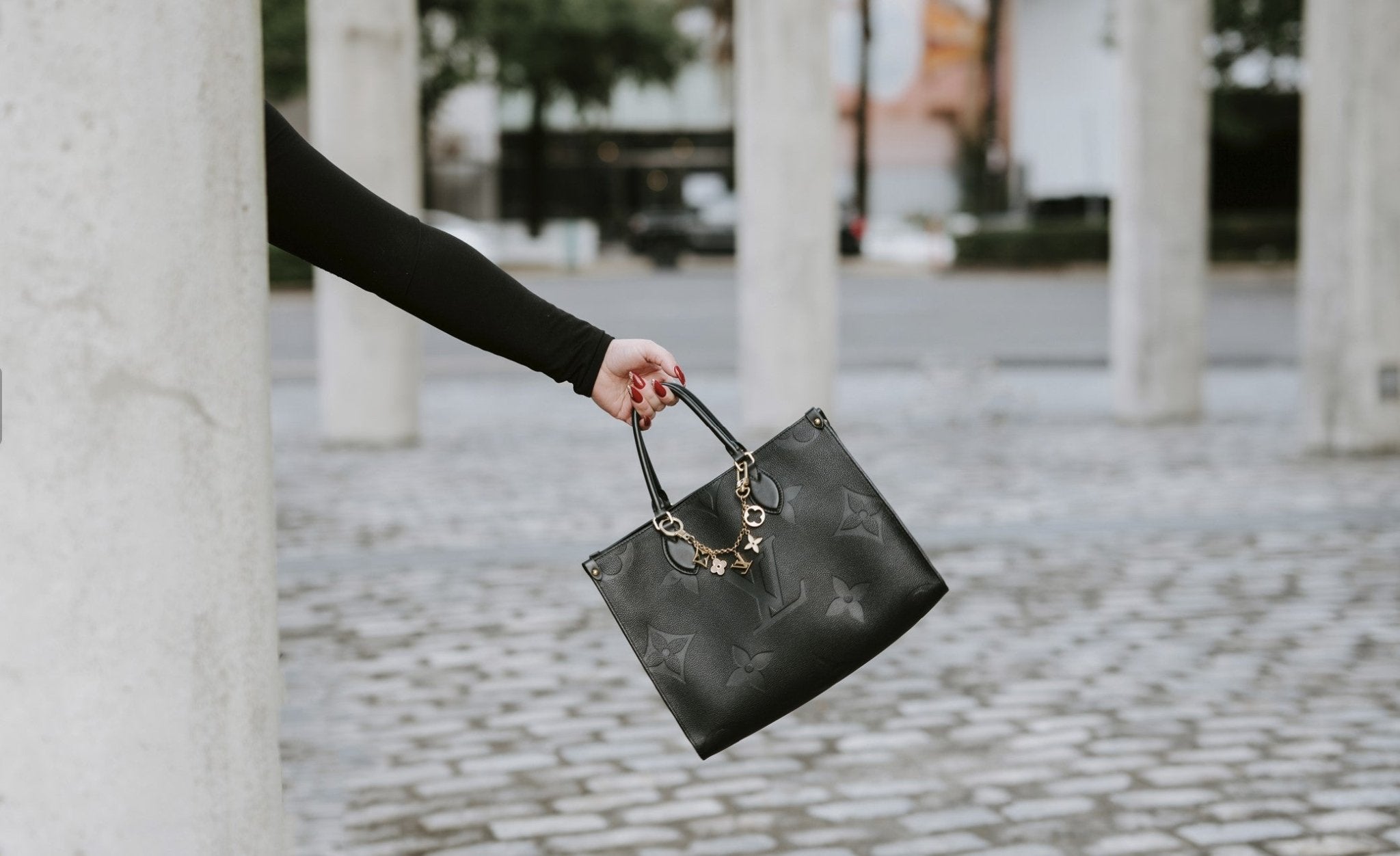 How Did Louis Vuitton get started? - Levelux Bag