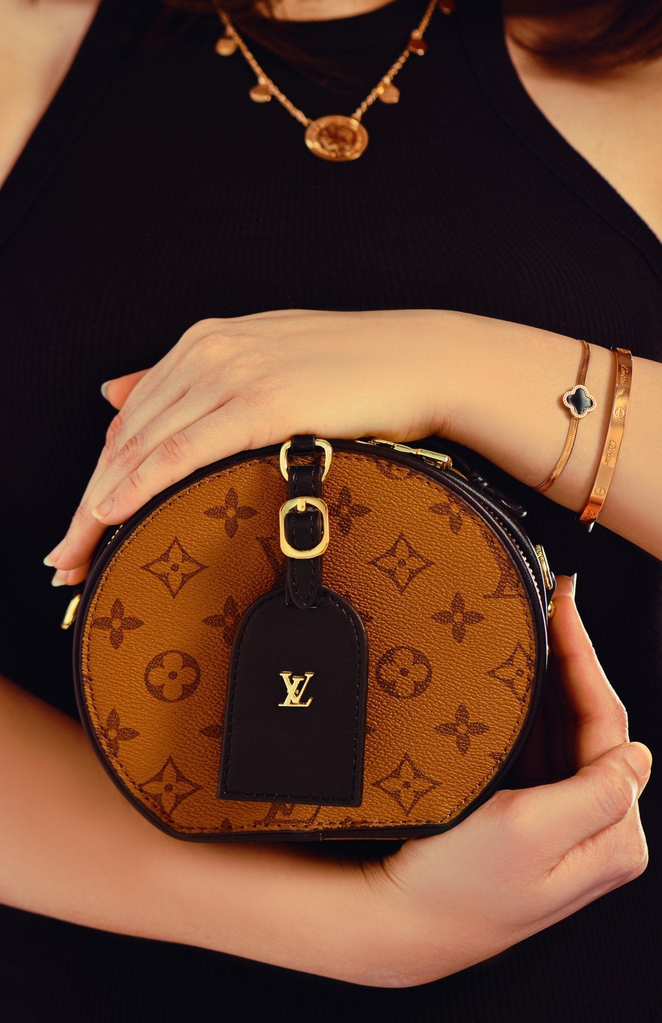 Our Expert Guide to Authenticating Luxury Handbags: Tips and Tricks - Levelux Bag