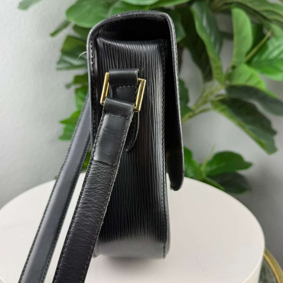 Authentic Louis Vuitton Saint Cloud GM Epi Black