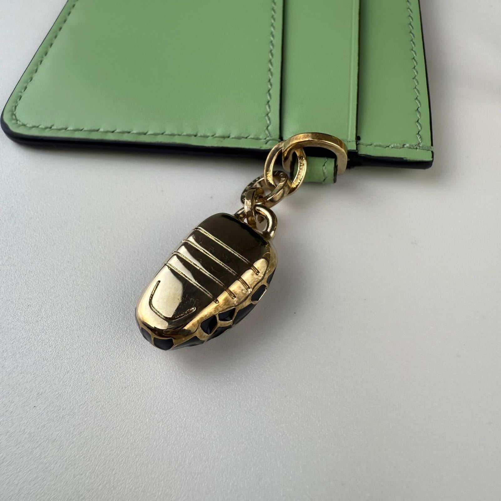 💎Authentic Bvlgari Serpenti Green Leather Card Holder