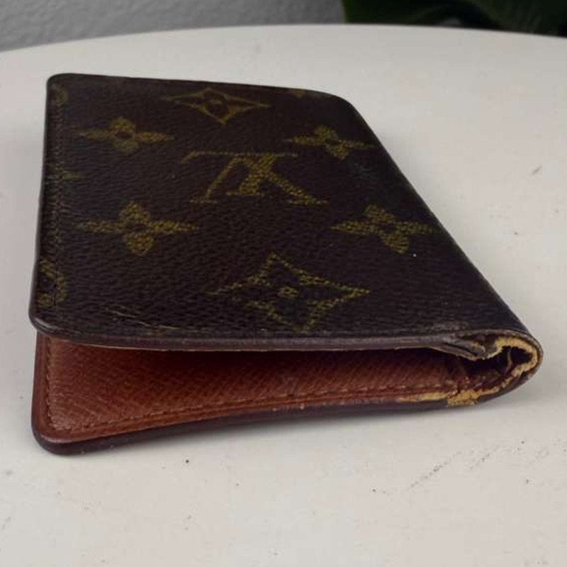 Authentic Louis Vuitton Monogram Canvas Bi-fold Wallet