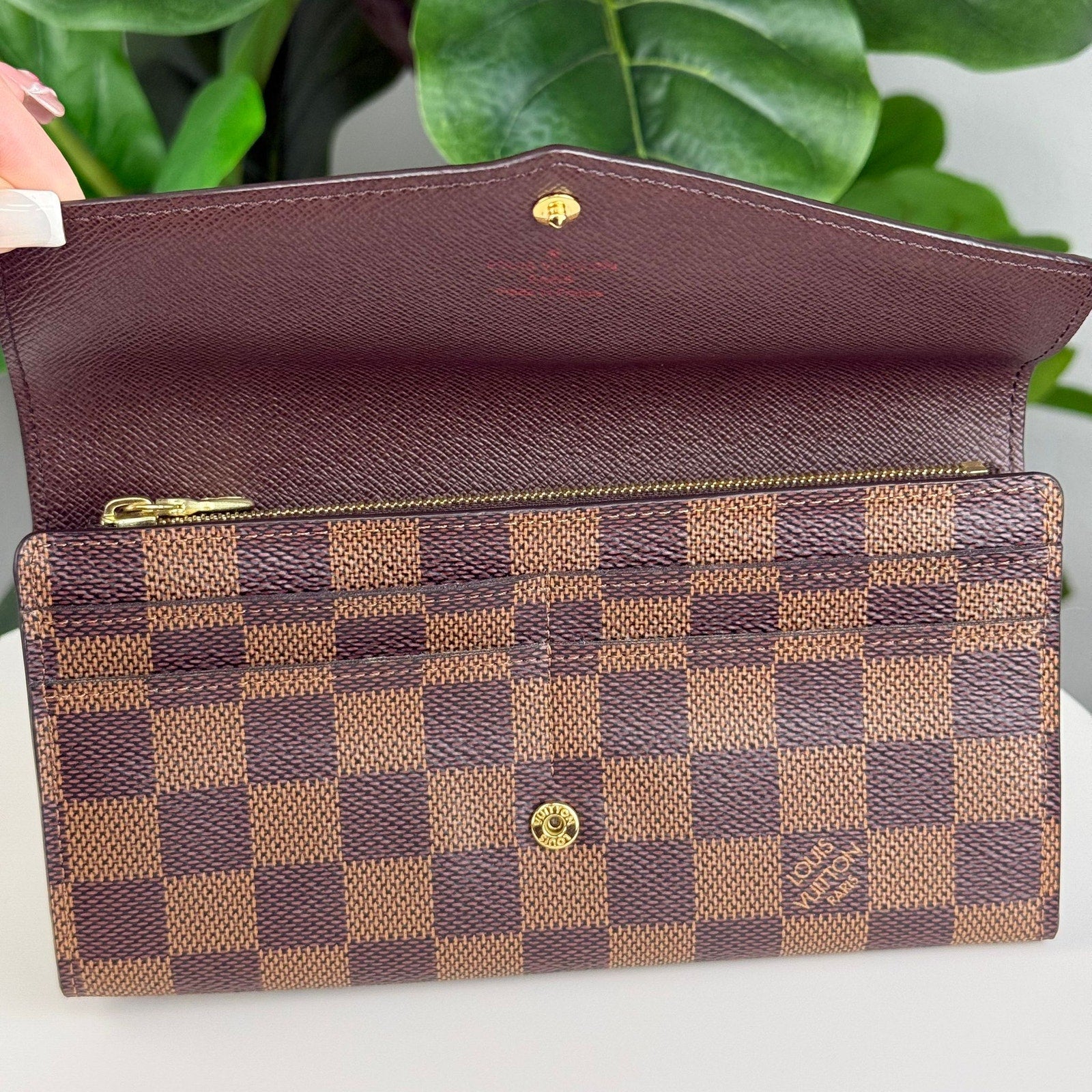 Authentic Louis Vuitton Damier Ebene Sarah long Wallet