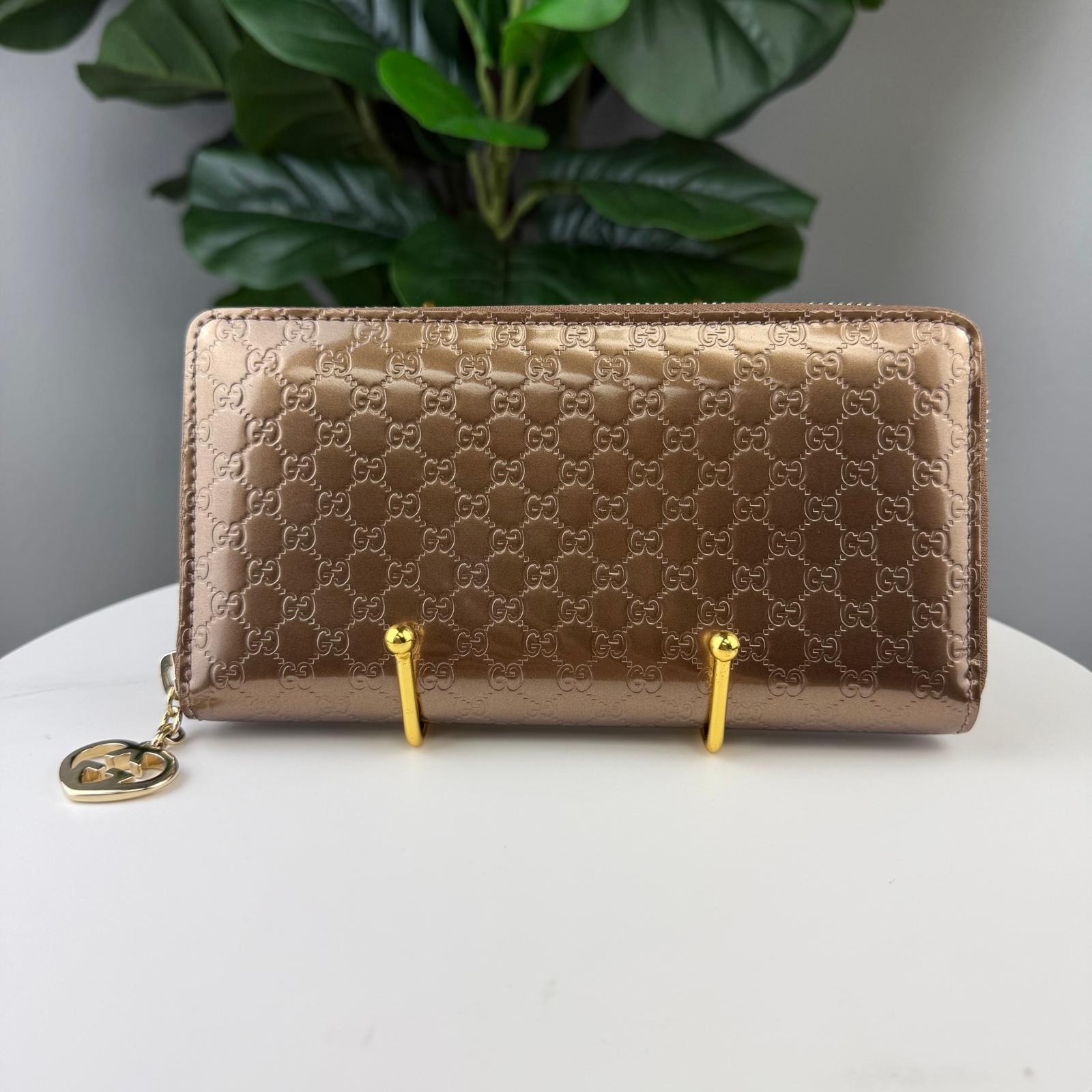 💎✨Authentic Gucci Shine Microguccissima Lovely Heart Zip Around Wallet Bronze