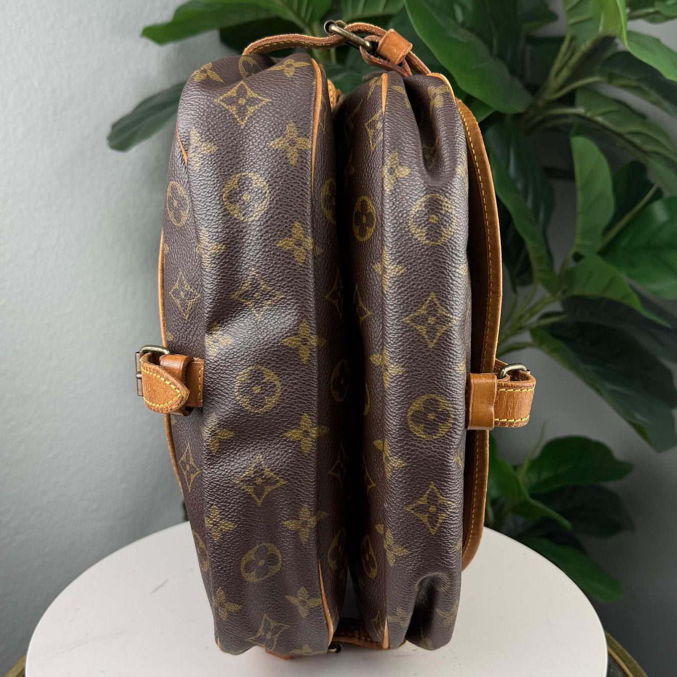 Authentic Louis Vuitton Saumur 30 Shoulder Bag