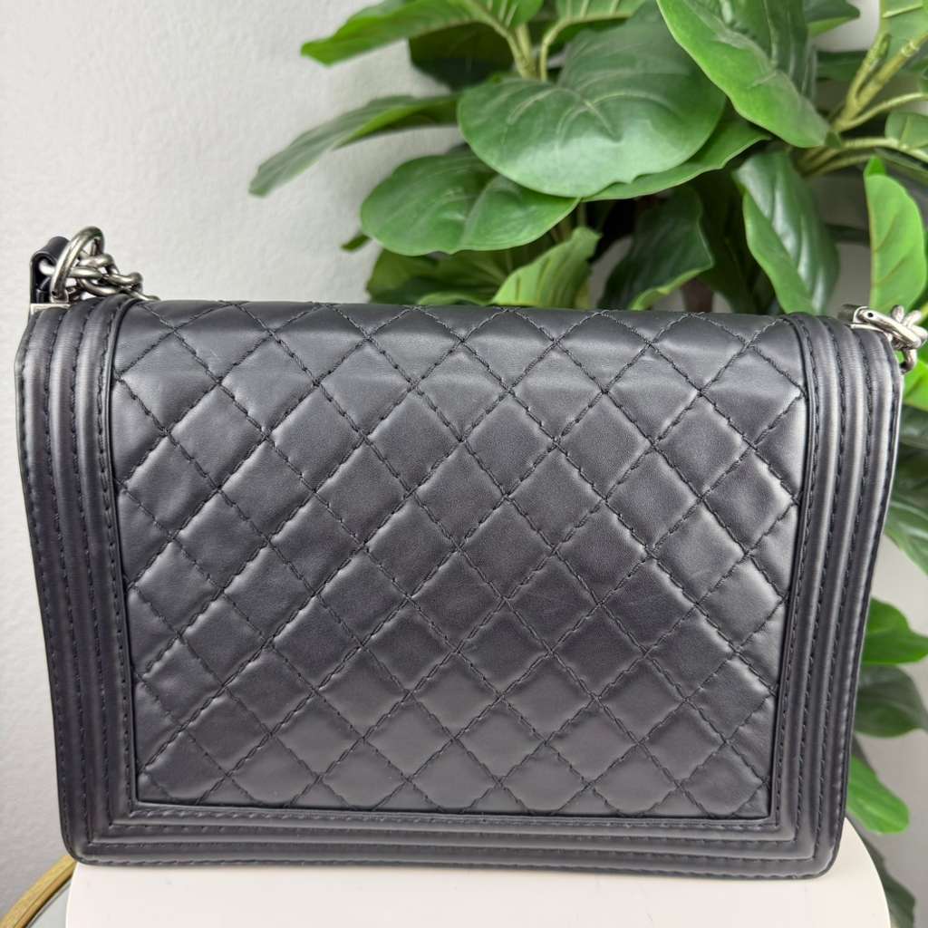 Authentic Chanel Boy Handbag Black Quilted Leather