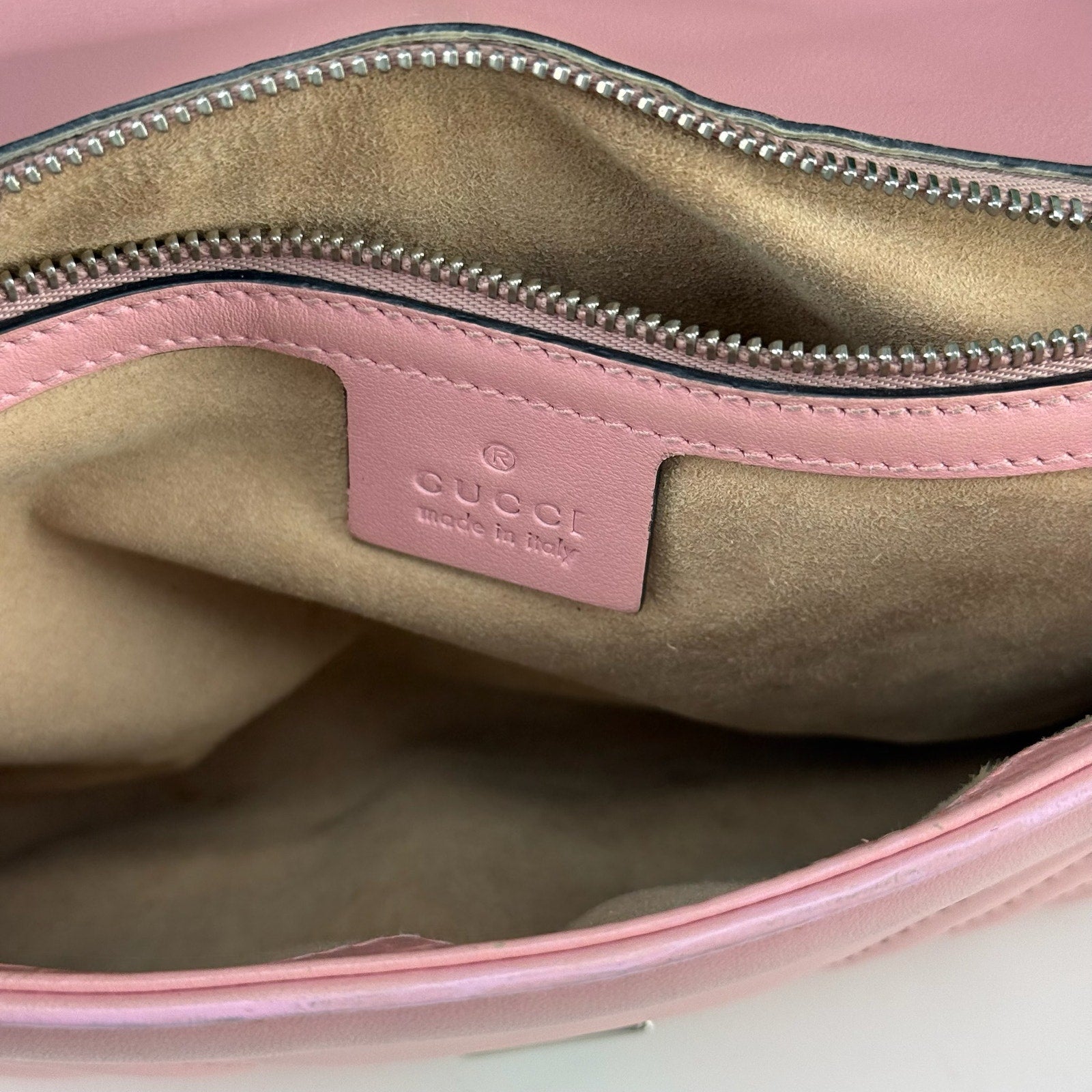 Gucci GG Marmont Small Matelassé Pink Leather Shoulder Bag Authentic Pre Owned
