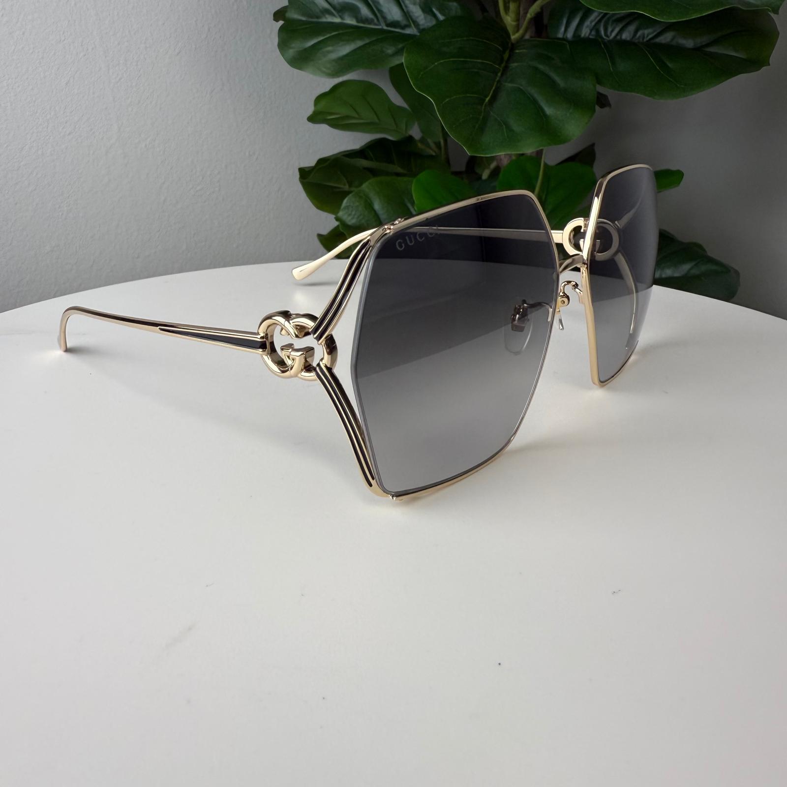 GUCCI Oversize Square-frame Sunglasses In Gold