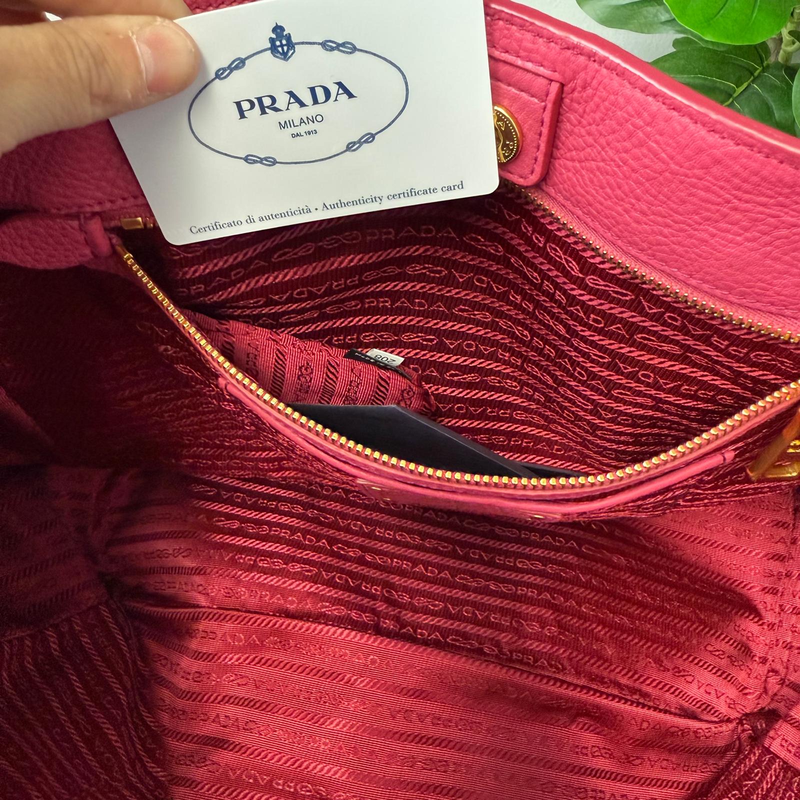 💎Authentic Prada Vitello Daino Tote Bag Pink