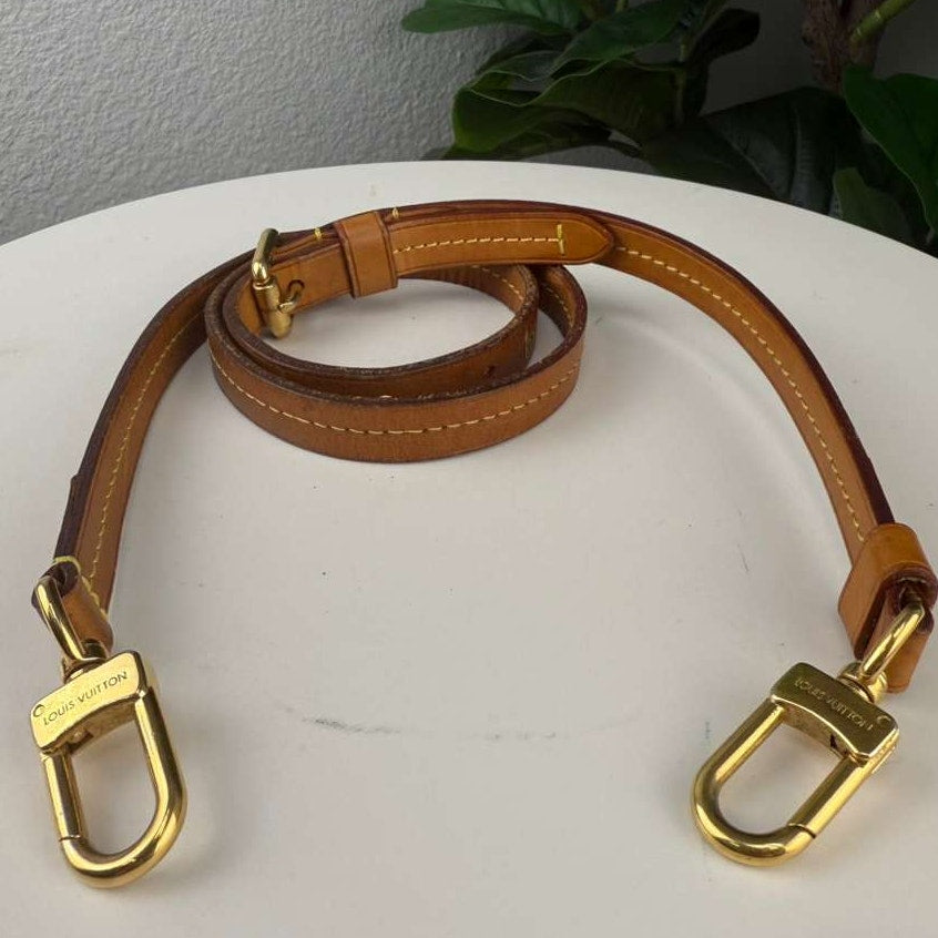 Authentic Louis Vuitton Shoulder Strap 39 Inches (Clasp to Clasp) Authentic Louis Vuitton Shoulder Strap 39 Inches (Clasp to Clasp)