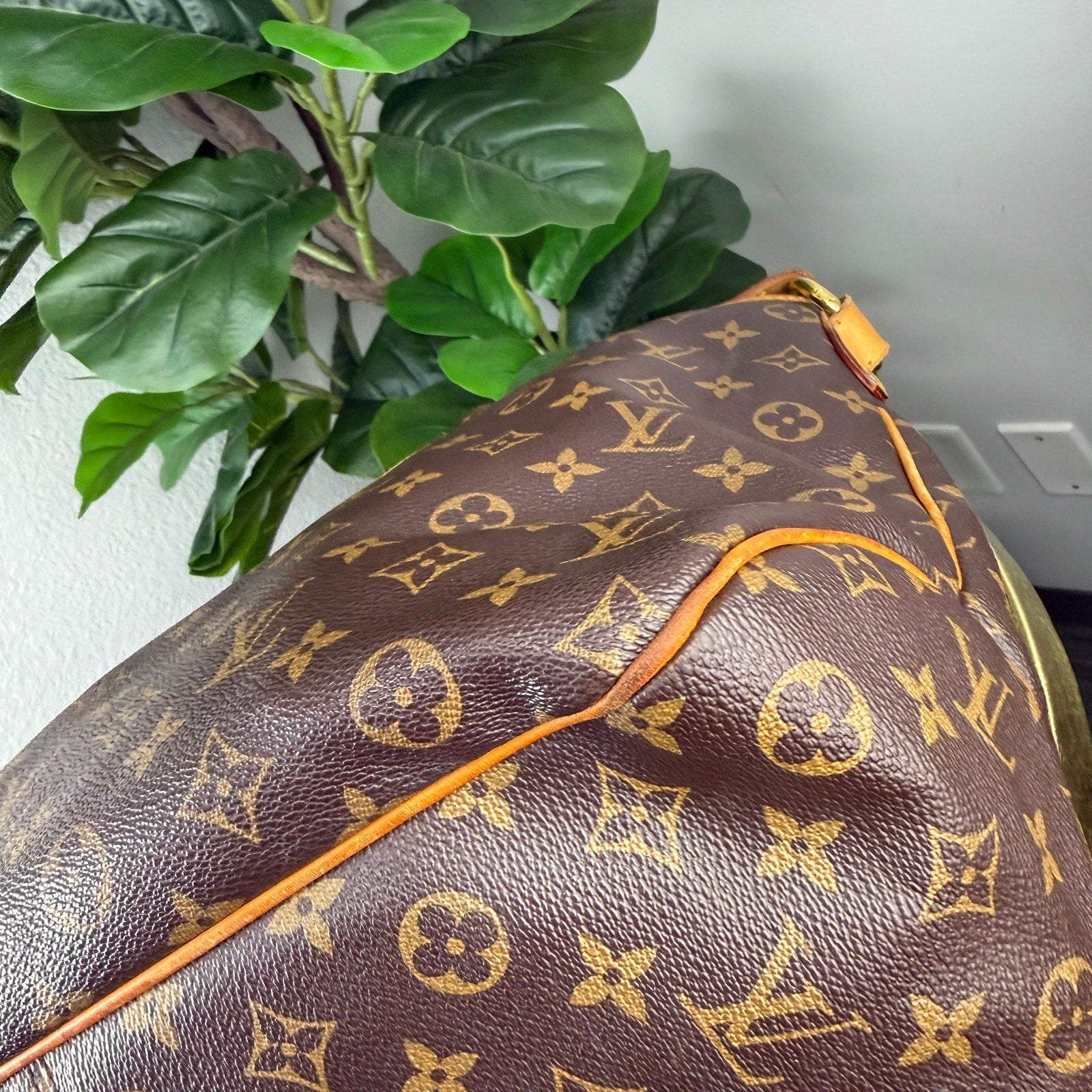 Louis Vuitton Looping GM Monogram Canvas Shoulder Bag Authentic Pre Owned