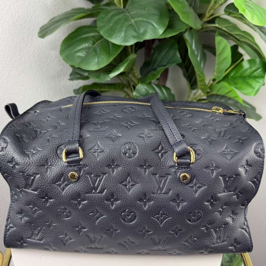 Authentic Louis Vuitton Lumineuse PM bag