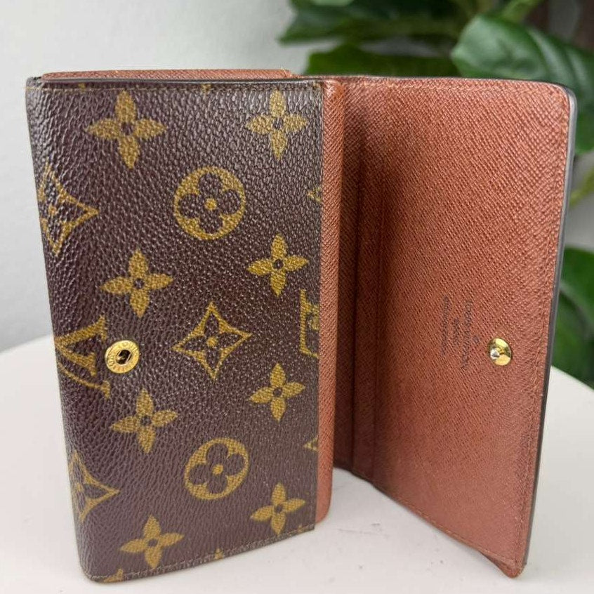 Authentic Louis Vuitton Monogram Porte-Monnaie Billets Tresor Bifold Wallet
