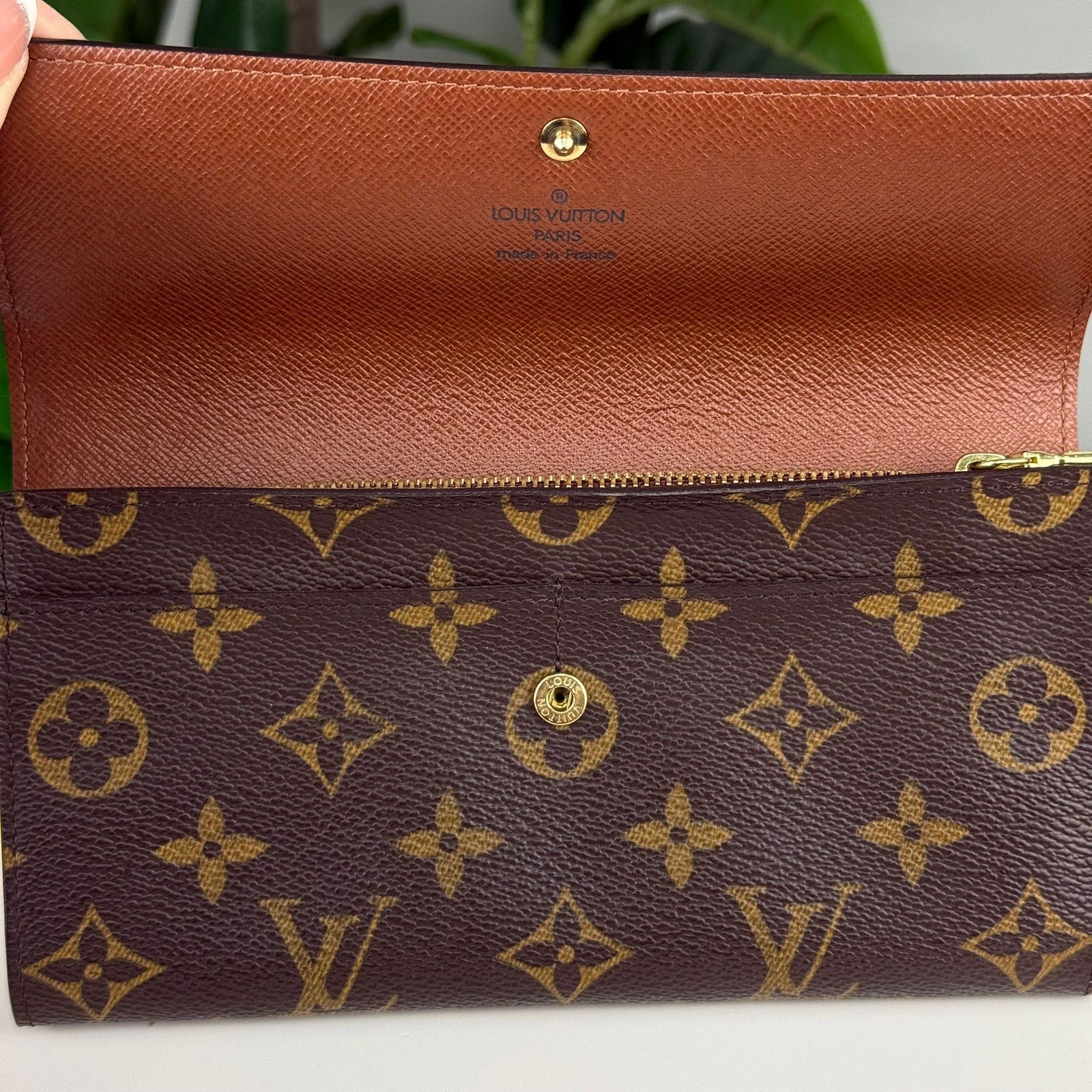 Authentic Louis Vuitton Monogram Potegeuille Sarah Long Wallet