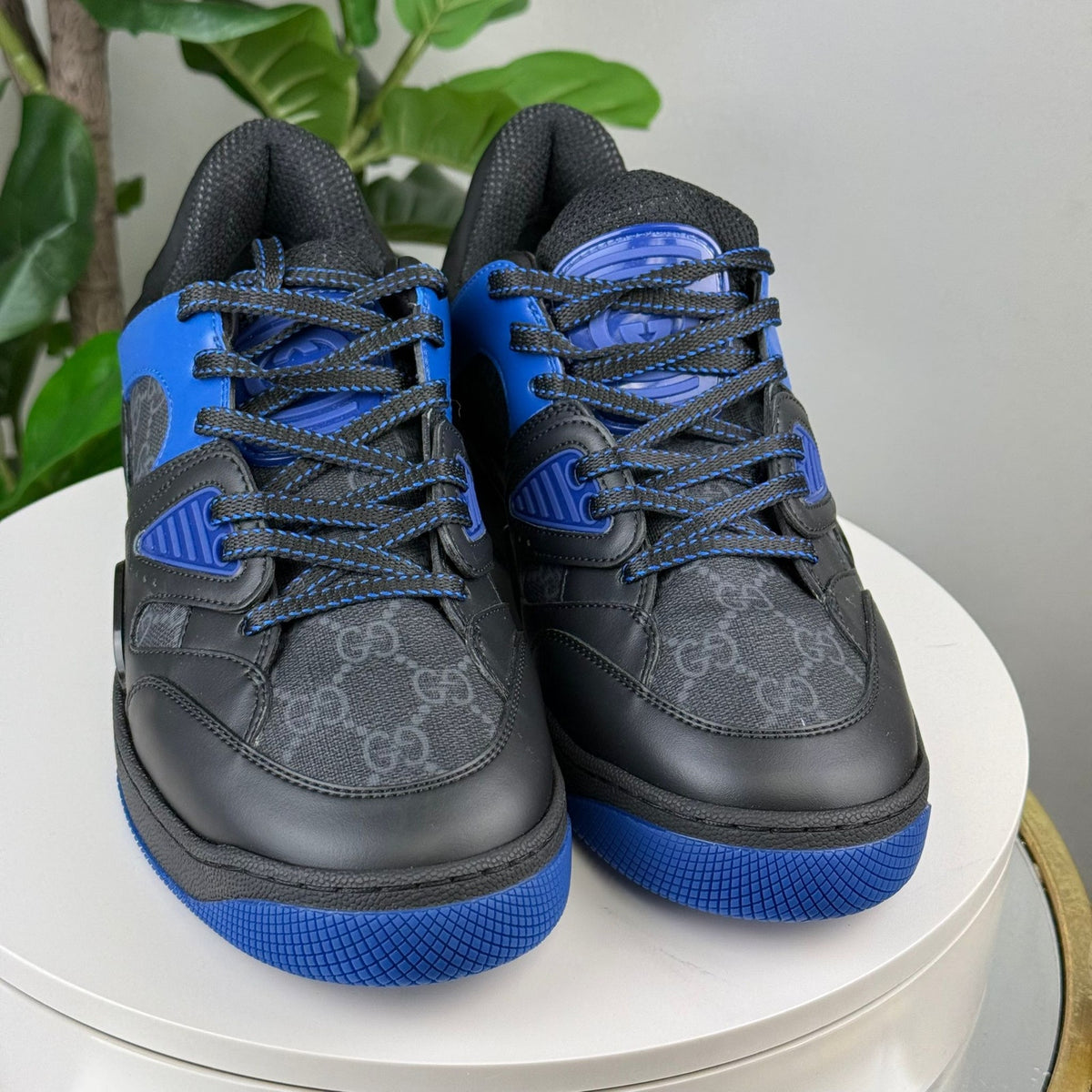 Pre-Owned Authentic Gucci Basket Sneakers Blue Leather Size 7 Luxury F