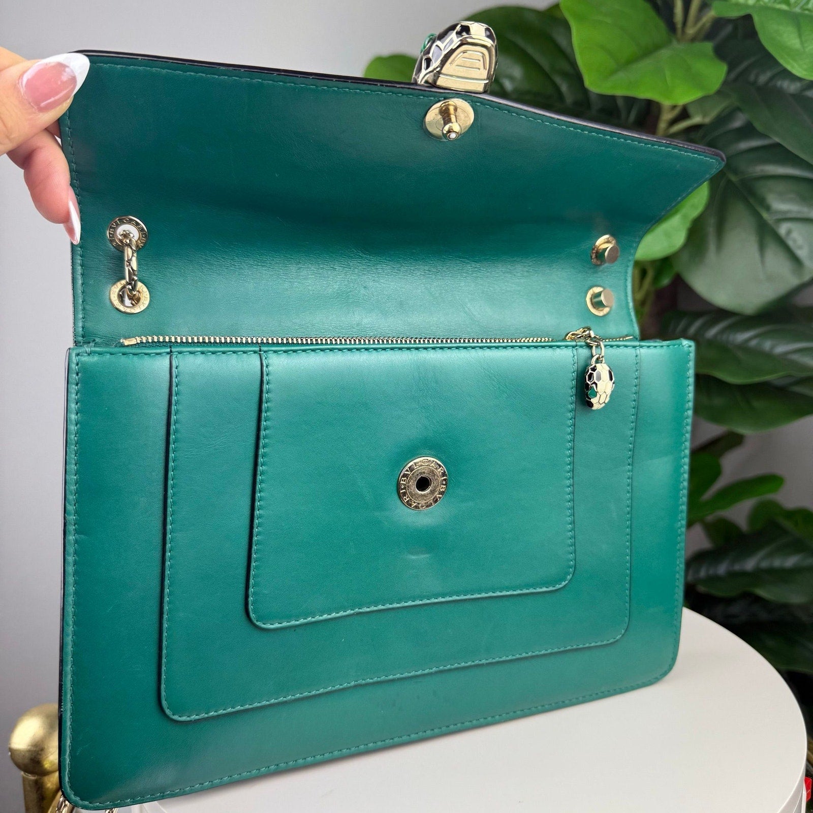 💎Authentic Bulgari Serpenti Forever Shoulder Bag