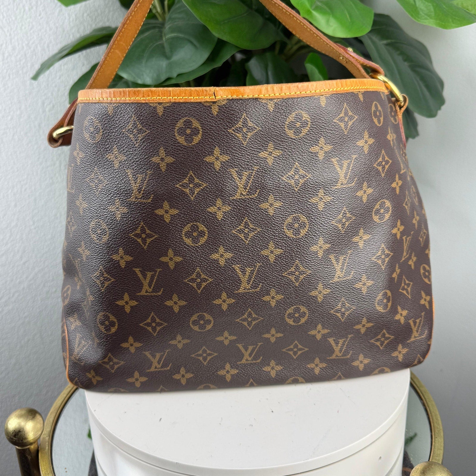 Louis Vuitton Looping GM Monogram Canvas Shoulder Bag Authentic Pre Owned