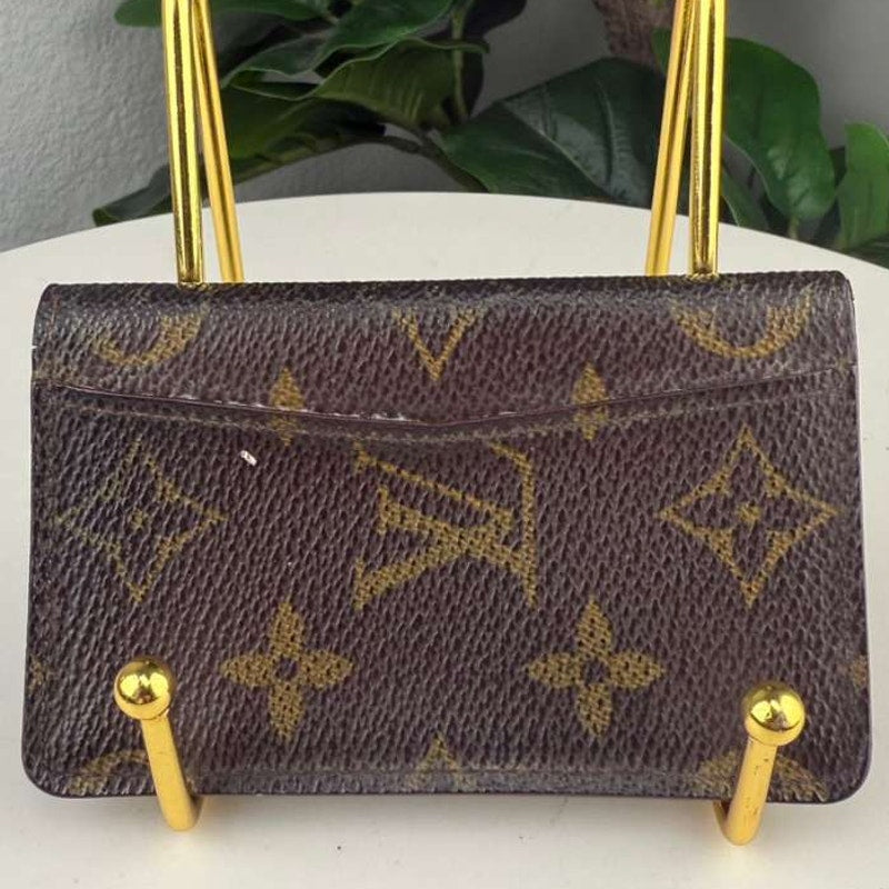 Authentic Louis Vuitton Monogram Canvas Bi-fold Wallet