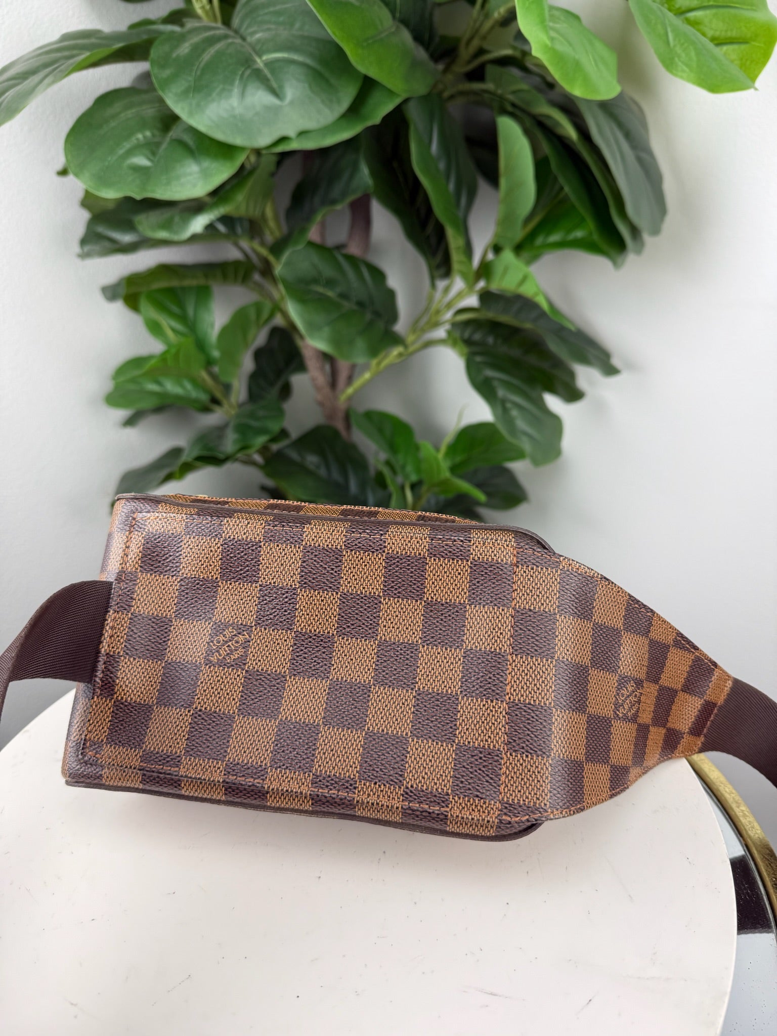 Authentic Louis Vuitton Geronimo Damier Ebene Bumbag Unisex men's or women's Bag - Certificate of Authenticity included