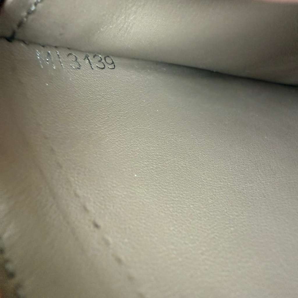 Authentic Gucci Interlocking G Zip-Around Wallet