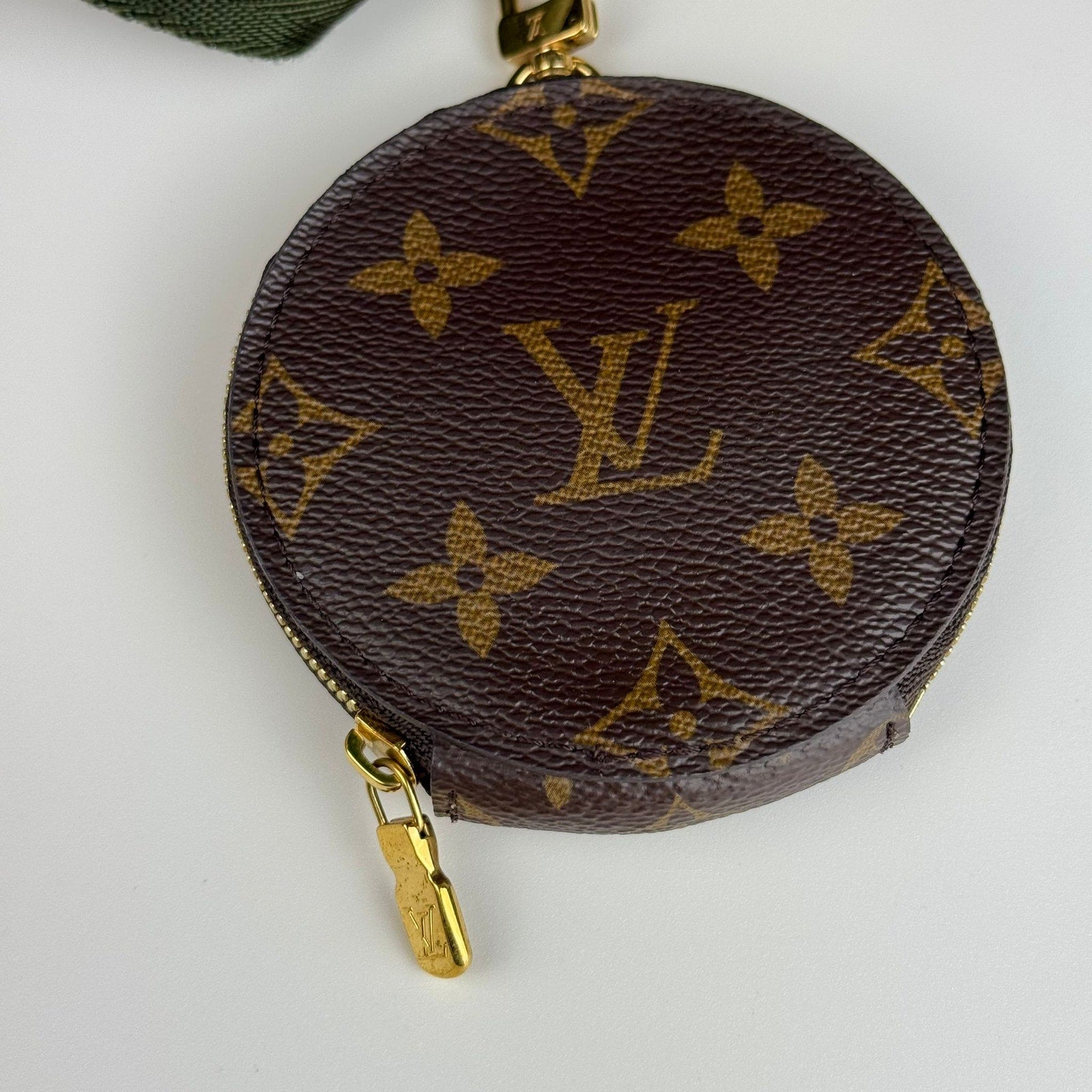 Authentic Louis Vuitton Multi Pochette Accessoires Shoulder Bag