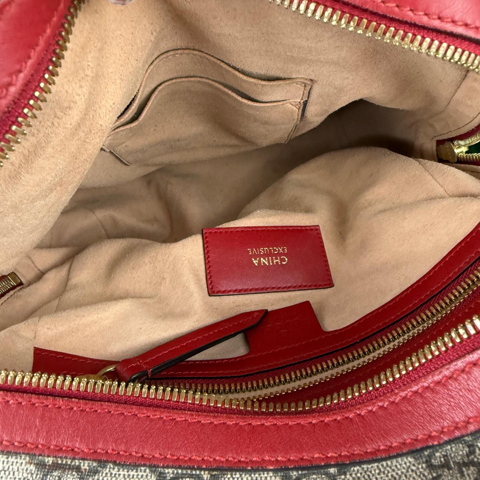 LIMITED EDITION Gucci Rose and Heart Embroidered Backpack