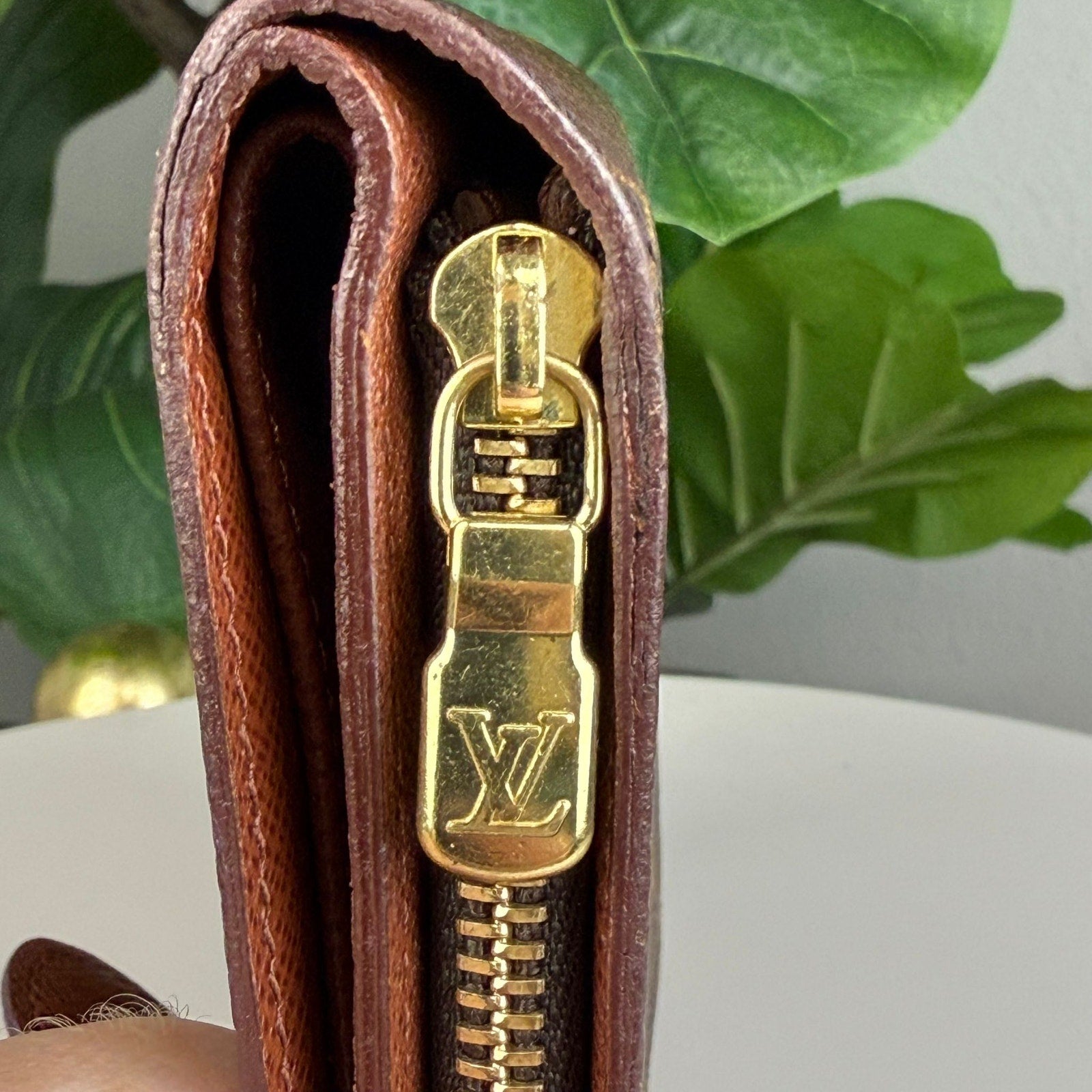 Authentic Louis Vuitton Porte Papier Zip Wallet