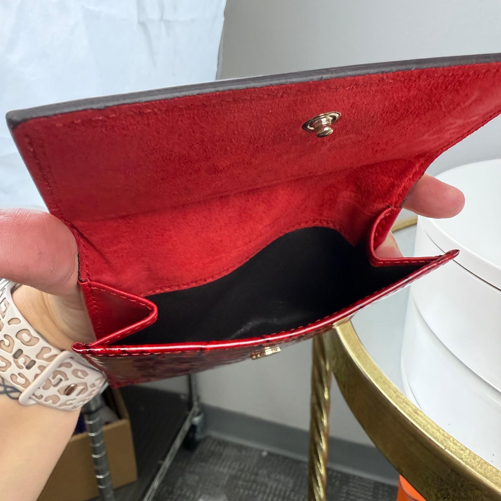 💎Authentic Gucci Red Guccissima Heart Motif Compact Wallet