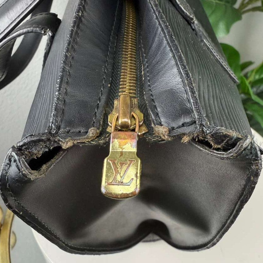 💎✨Authentic Louis Vuitton Saint-Jacques Epi Leather Shoulder Bag
