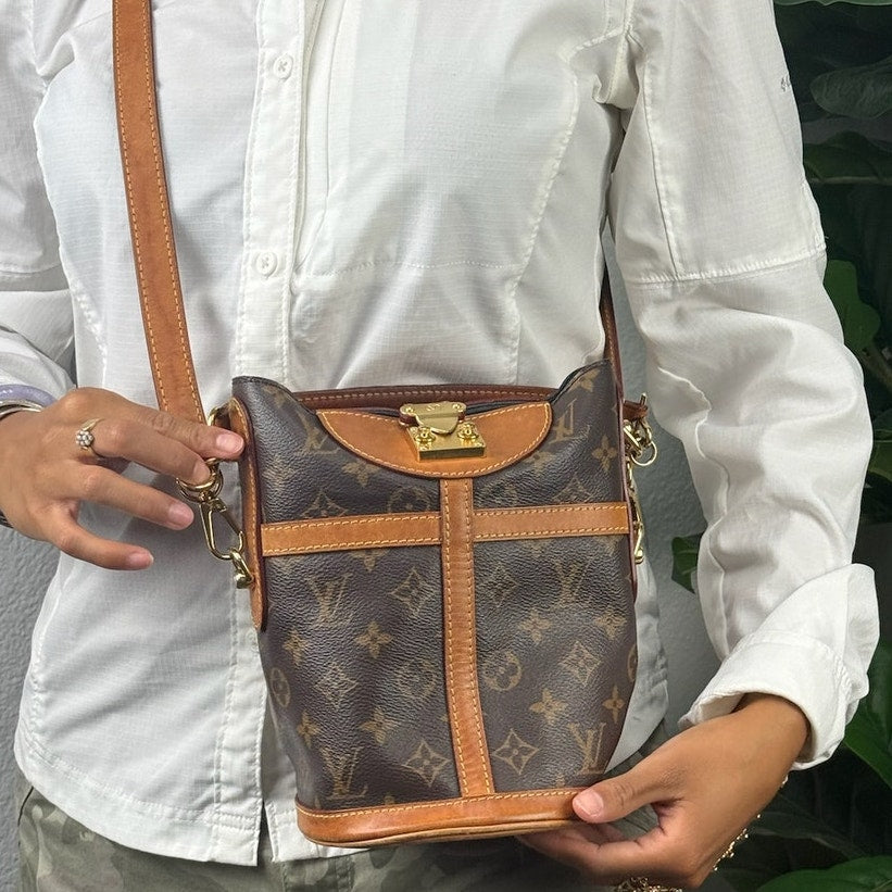 Louis Vuitton Monogram Canvas Brown Leather Bucket Crossbody Bag Authentic Vintage Pre Owned