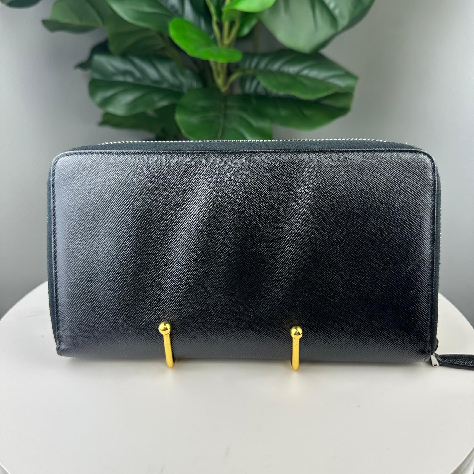 💎✨Authentic Prada Large Black Saffiano Leather Wallet