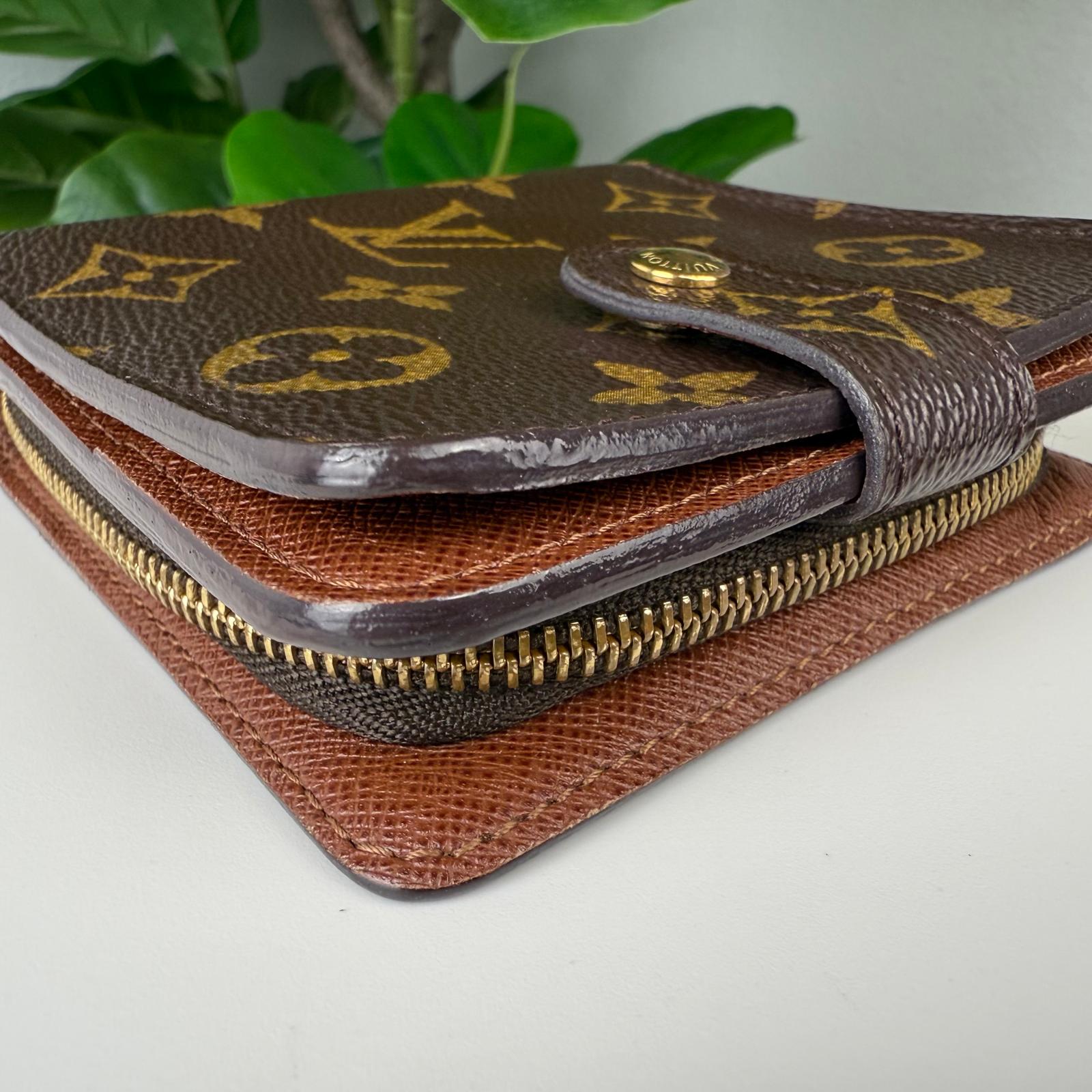 Authentic Louis Vuitton Monogram Canvas Wallet