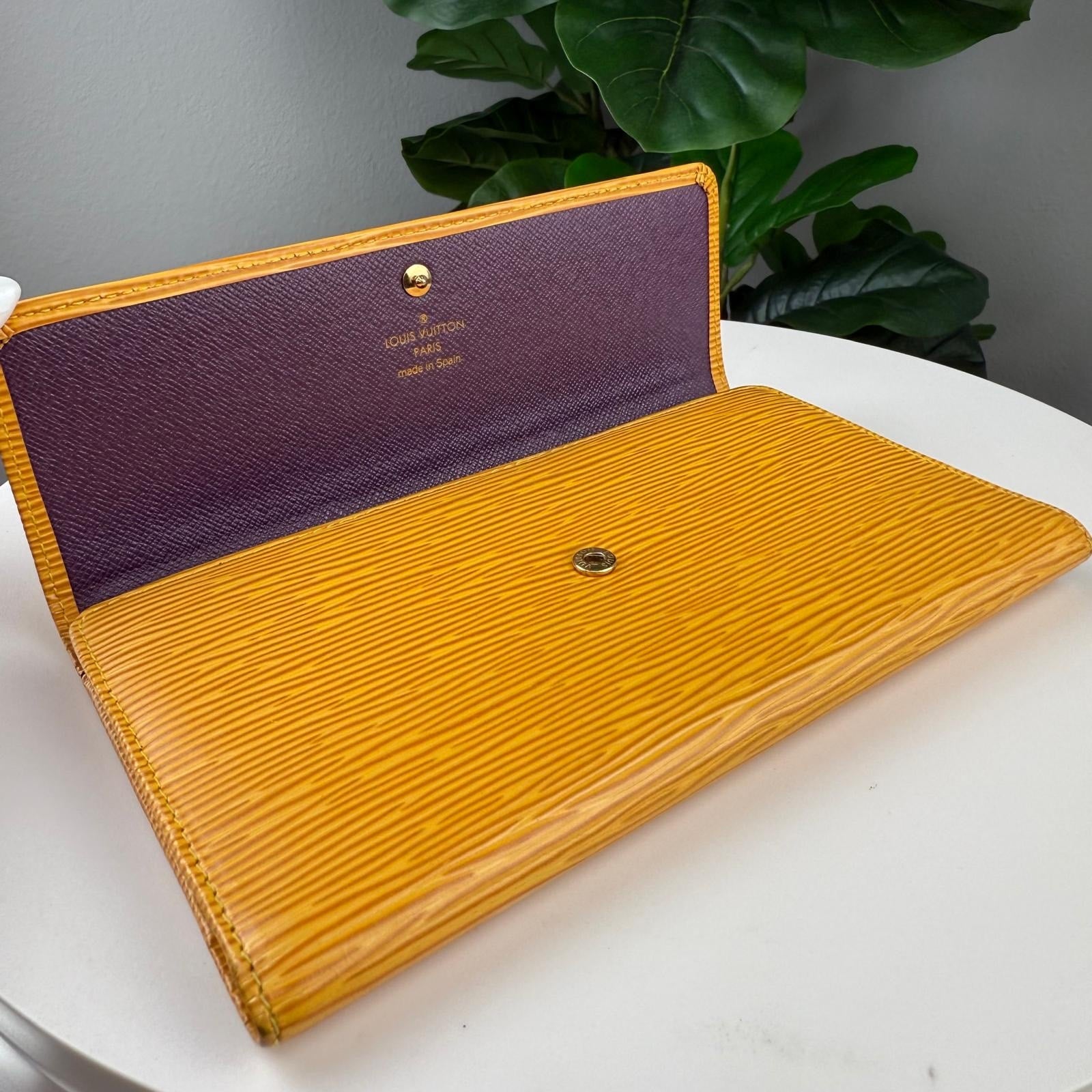 💎✨Authentic Louis Vuitton Long Wallet Yellow Epi Leather