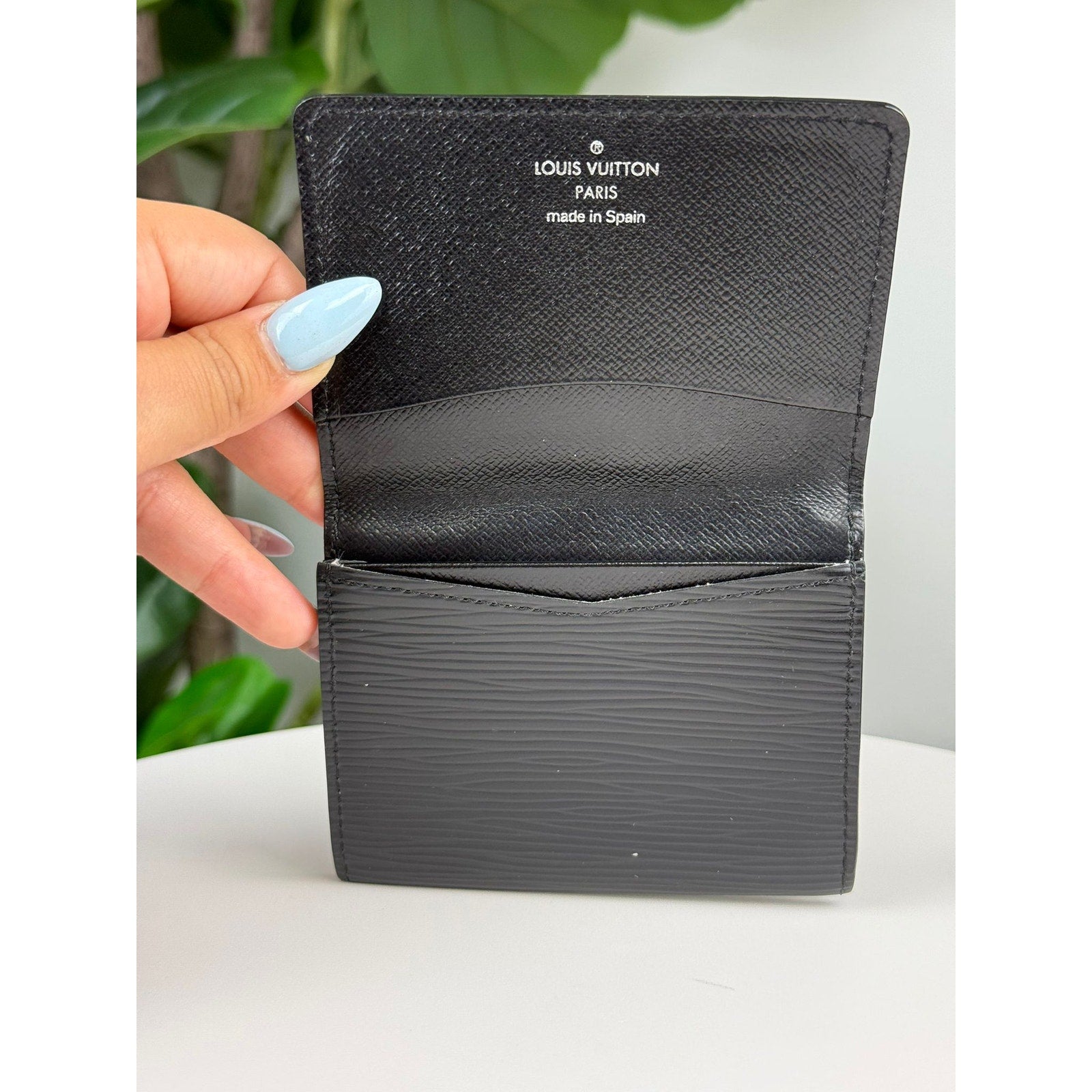 Authentic Louis Vuitton Epi Enveloppe Carte de Visite Card Wallet