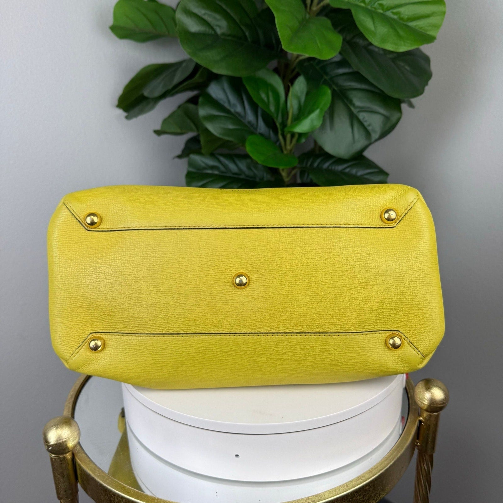 💎Authentic Burberry Grainy Calfskin House Check Medium Banner Tote Yellow