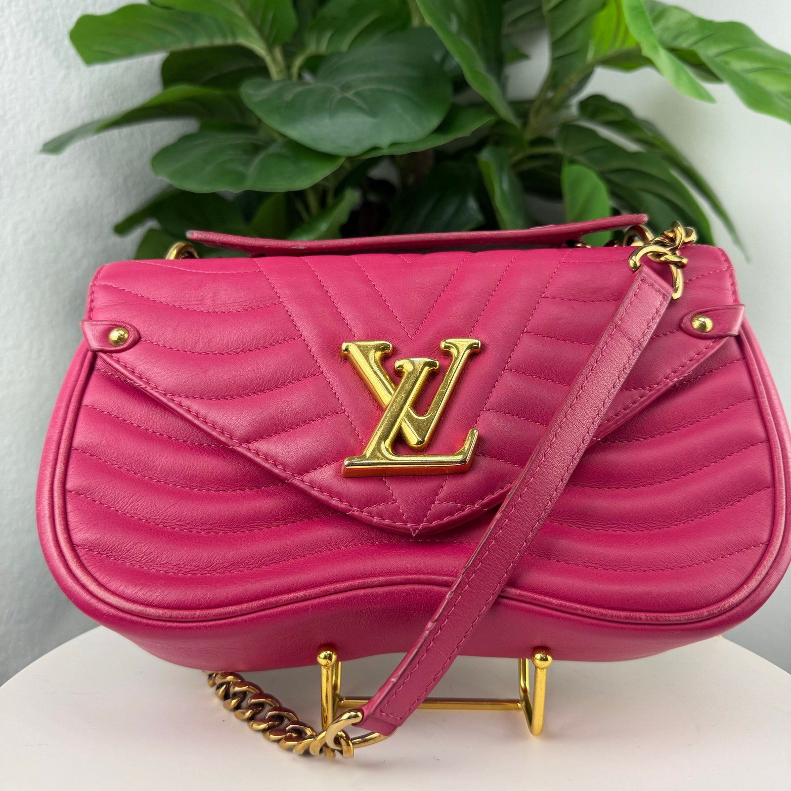 Louis Vuitton New Wave Quilted Leather Freesia Pink Chain MM Shoulder Bag Authentic Pre Owned