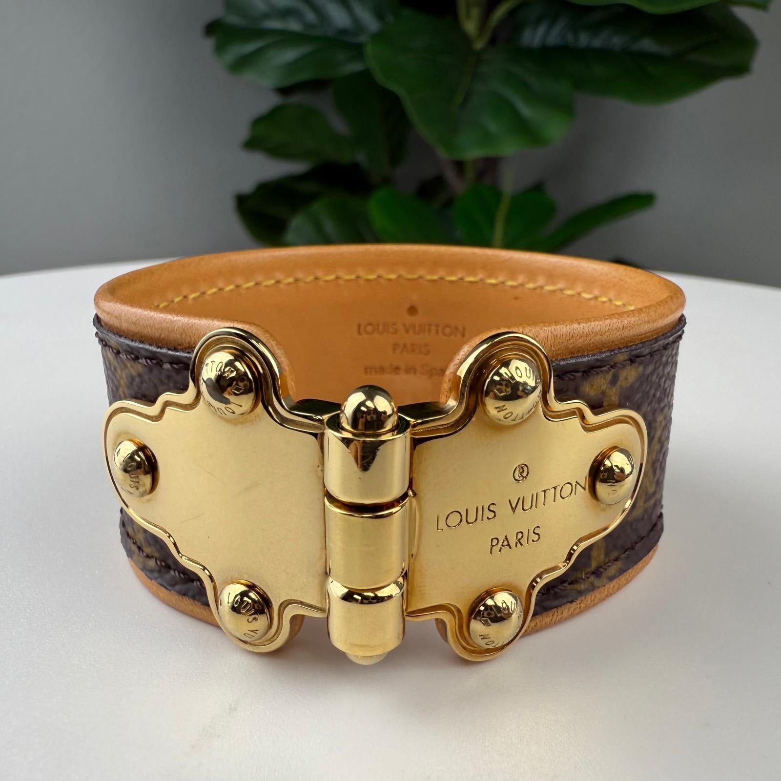 💎Authentic LOUIS VUITTON Monogram Canvas Save It Cuff Bracelet Size 6 1/2"