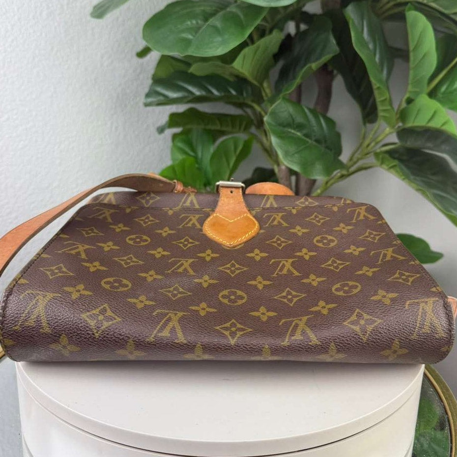 Authentic Louis Vuitton Vintage Monogram Cartouchiere GM Shoulder Bag