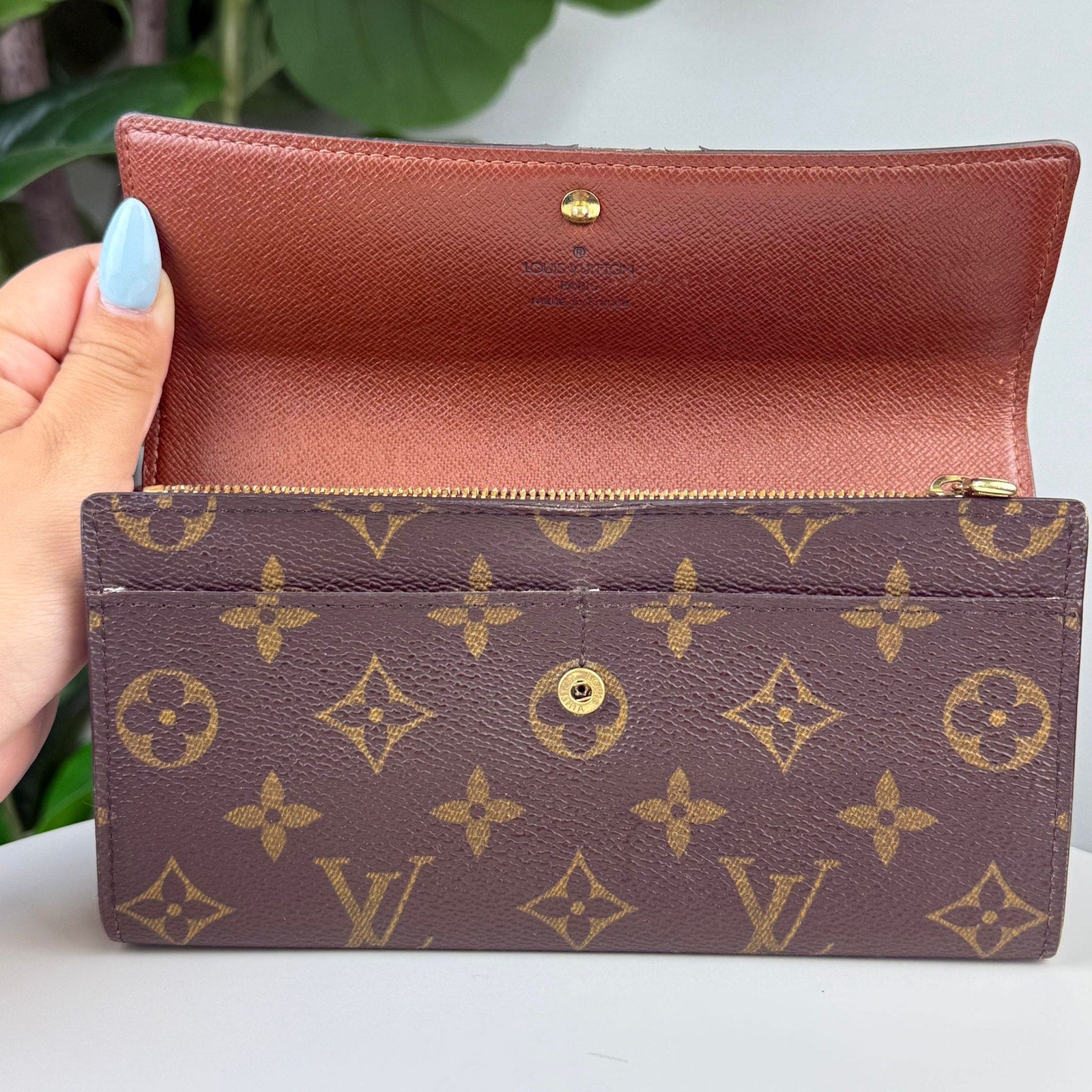 Authentic Louis Vuitton Monogram Pochette Porte Monnaie Credit