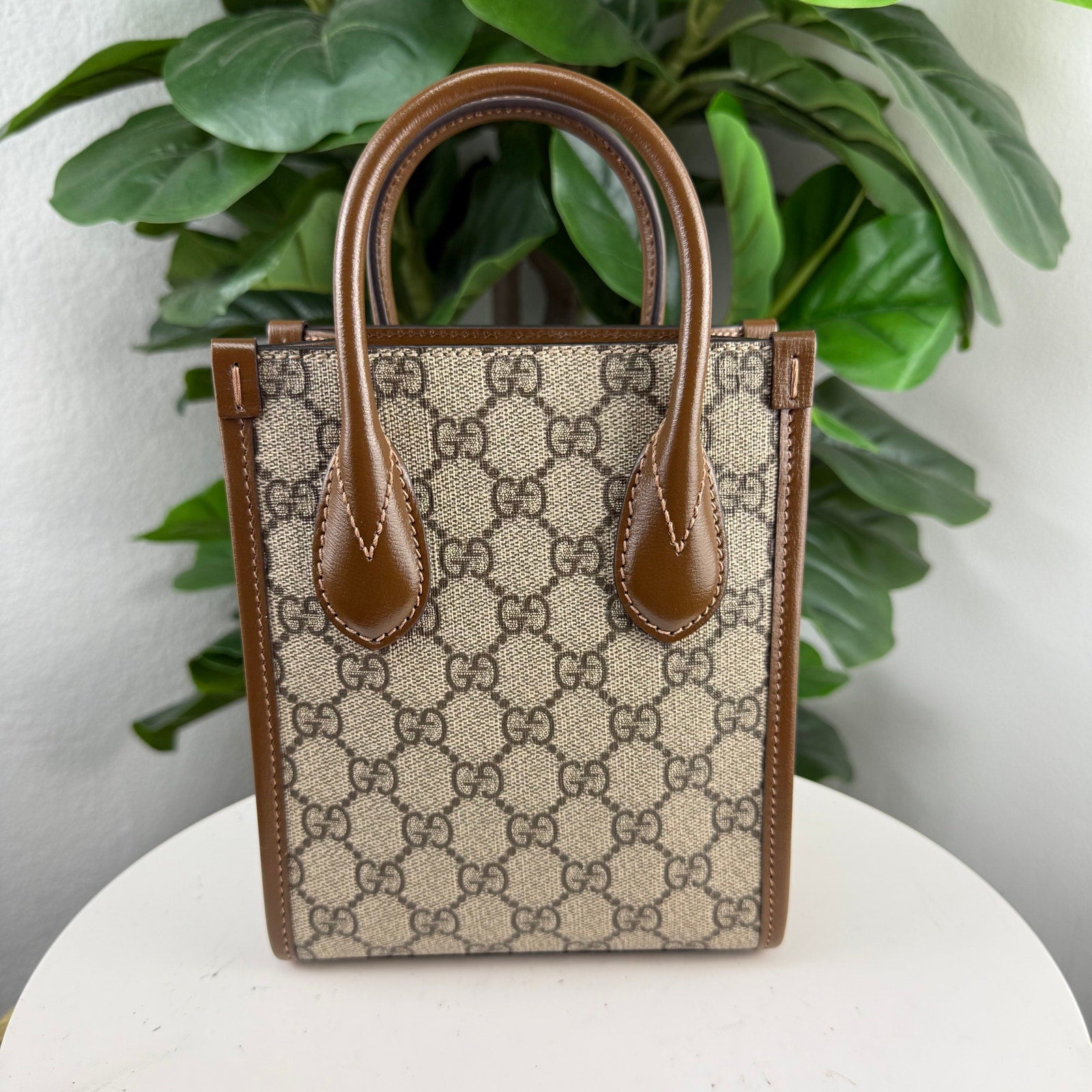 Gucci GG Supreme Mini Tote Bag Beige Brown Crossbody Authentic Pre Owned