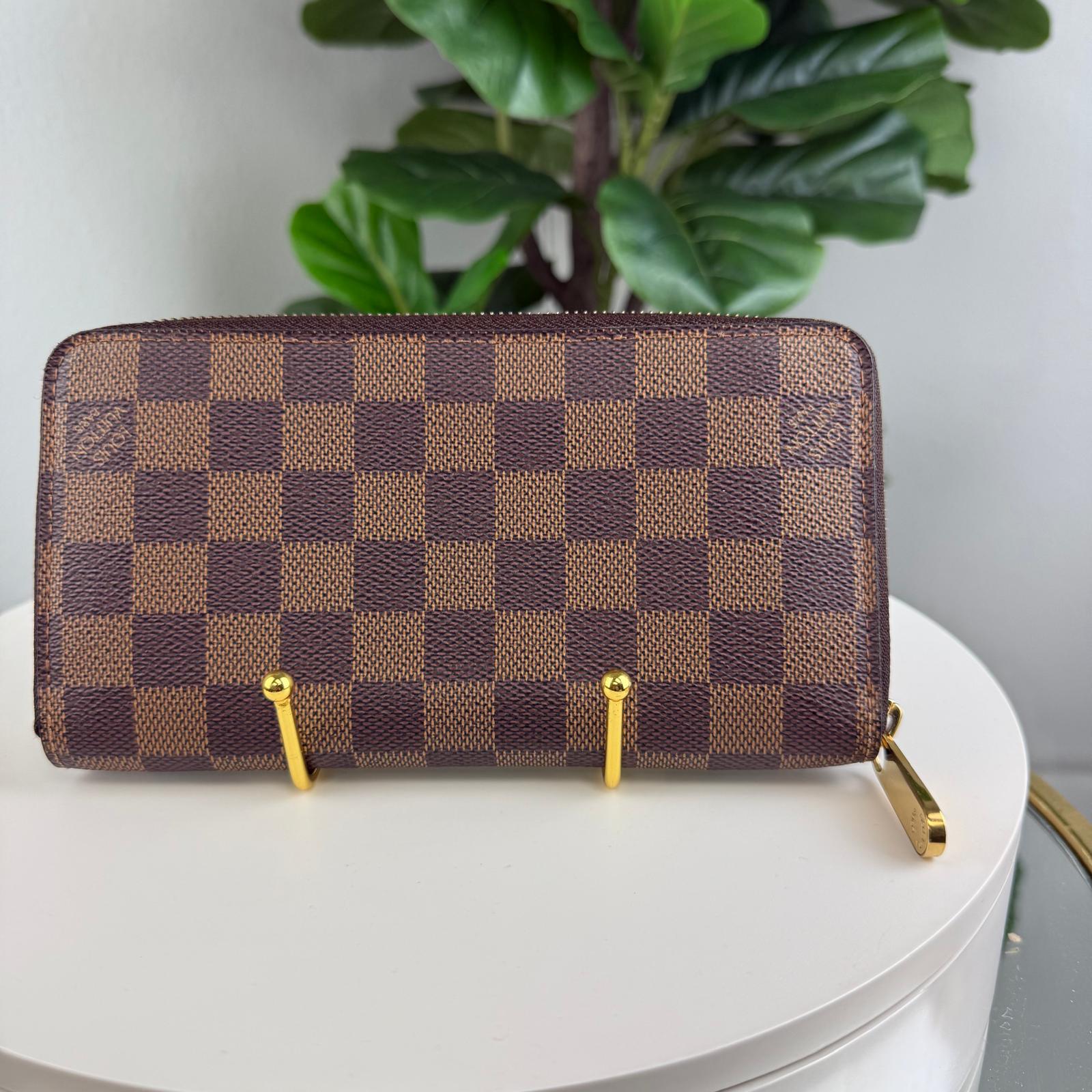 Authentic Louis Vuitton Damier Ebene Zippy Long Wallet