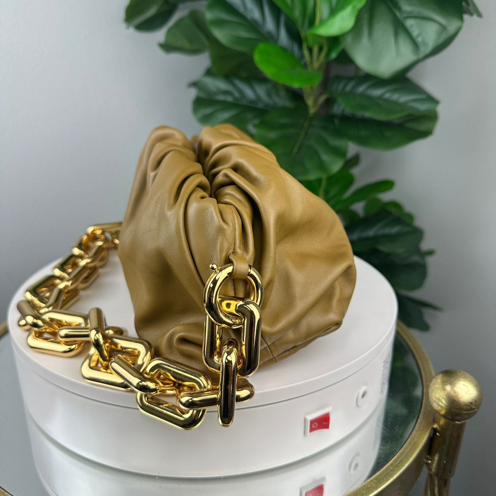 Authentic Bottega Veneta The Chain Pouch