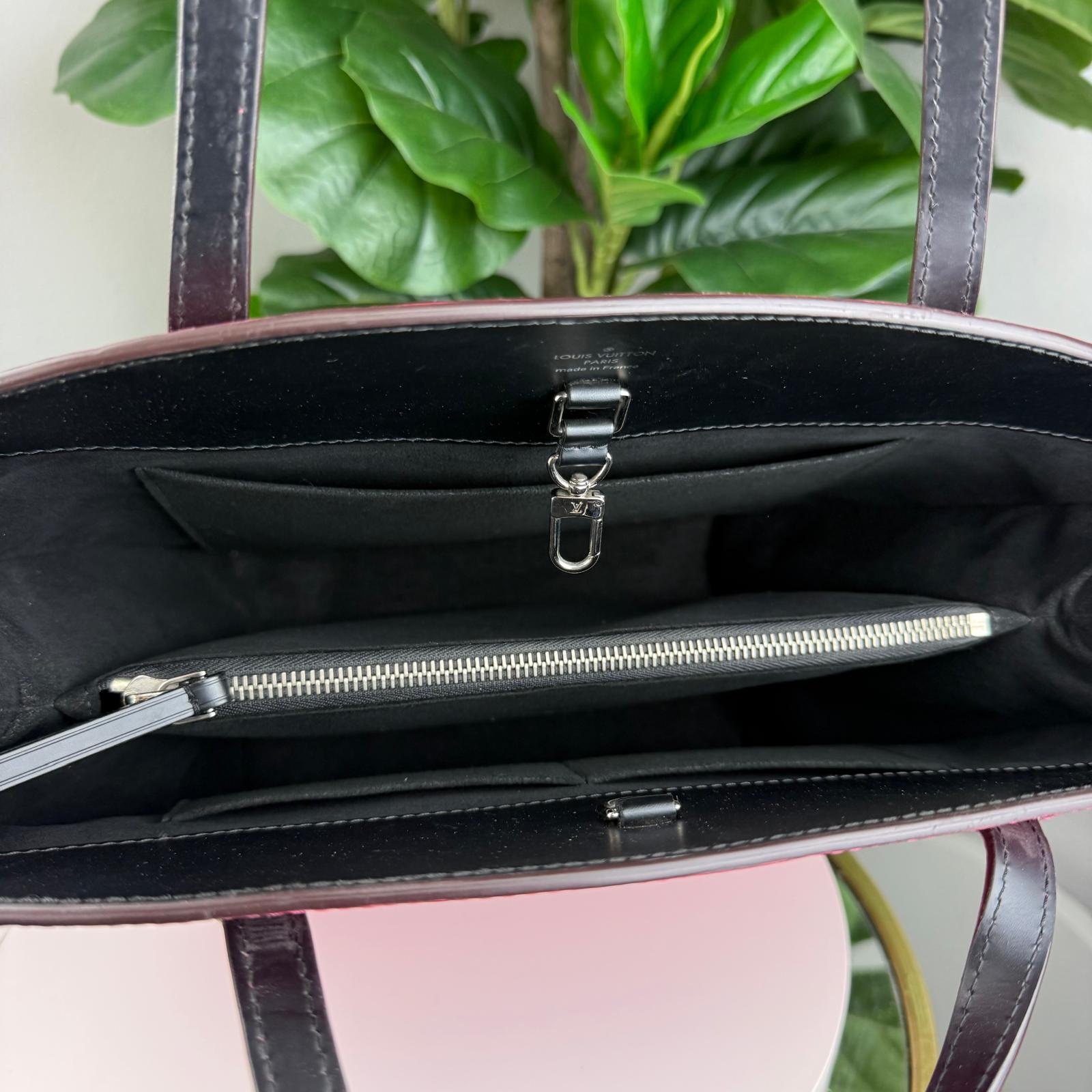 Authentic Louis Vuitton Epi Saint Jacques