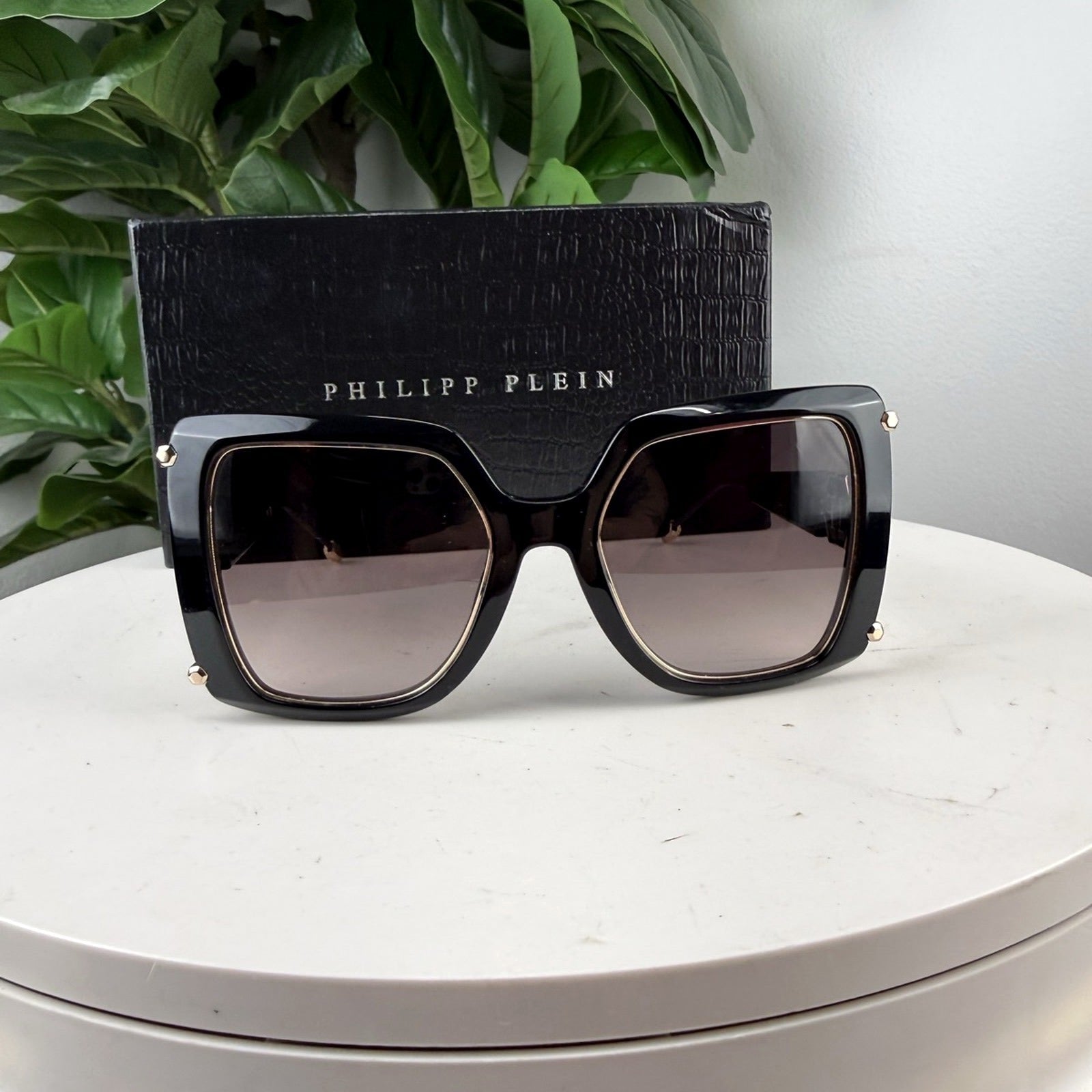 Authentic Philipp Plein Oversized Black Square Gold-Hardware Sunglasses - front view