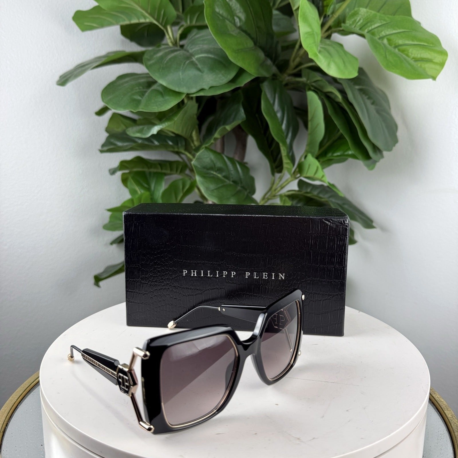 Authentic Philipp Plein Oversized Black Square Gold-Hardware Sunglasses - with box