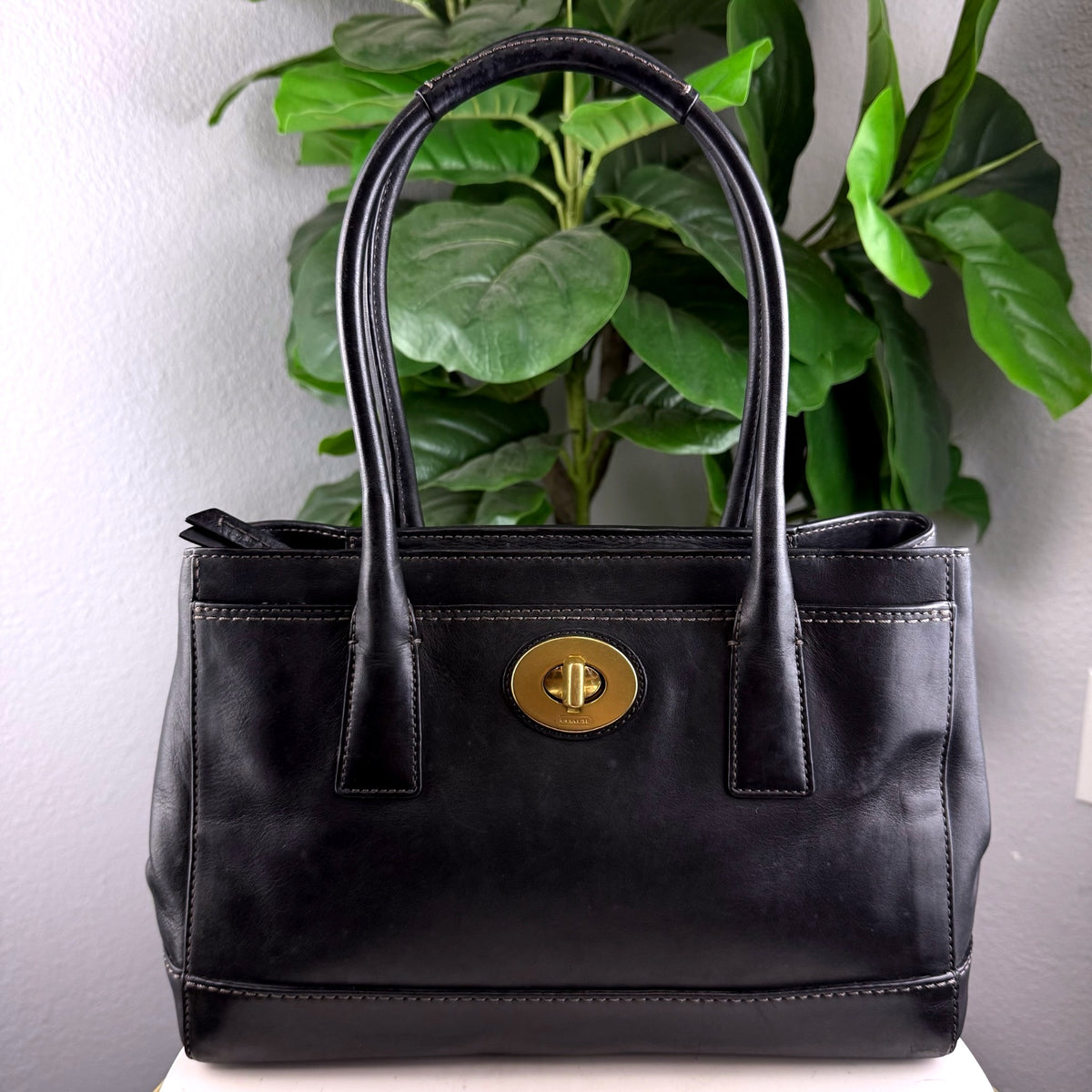 Authentic Coach Black Leather Turnlock Satchel Handbag - 01_front.jpg