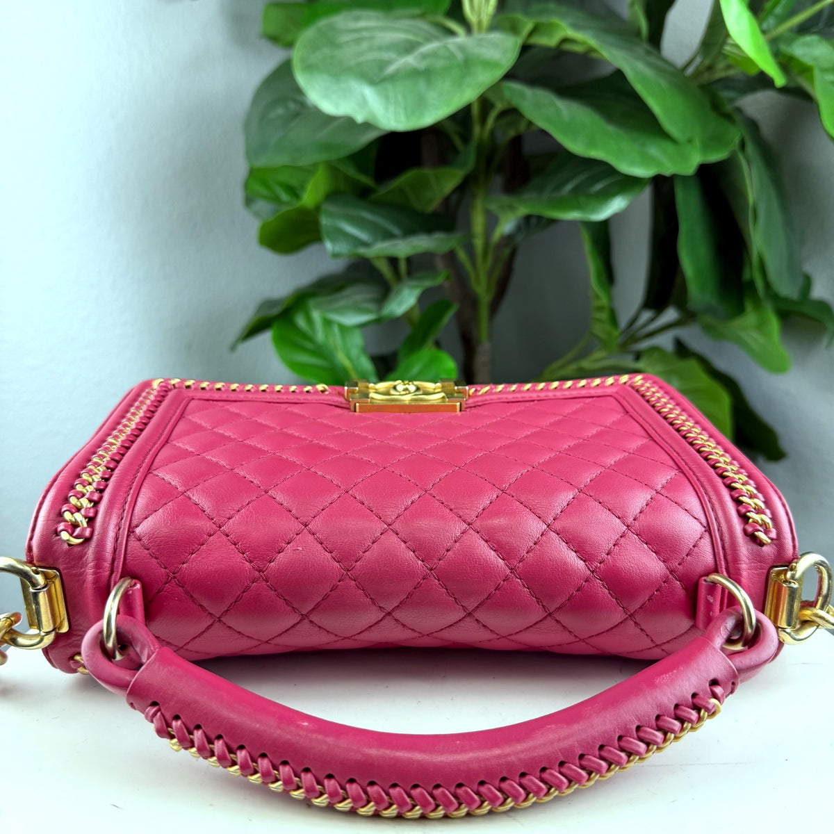 Authentic Chanel Medium Boy Bag in Pink Quilted Lambskin with Gold Hardware - 02_leftover_single.jpg