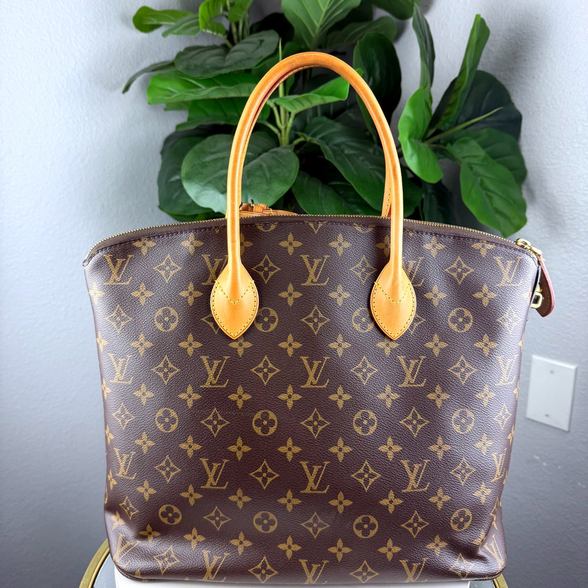 Authentic Louis Vuitton Lockit Monogram Canvas Handbag - 02_back.jpg