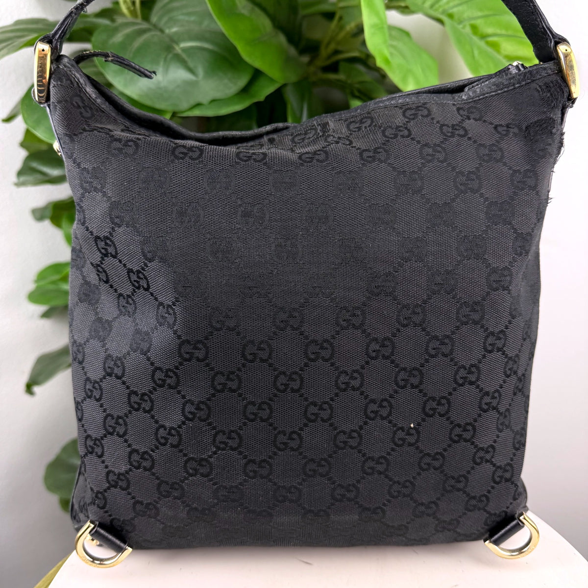 Authentic Gucci GG Canvas Crossbody Messenger Bag Black Gold Hardware - 02_back.jpg