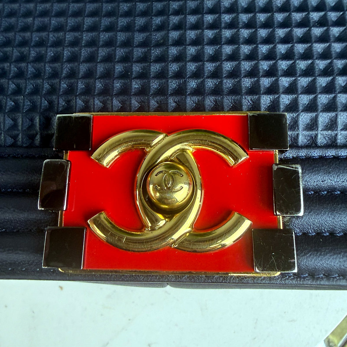 Authentic Chanel Boy Bag Medium Navy Blue Textured Leather Gold Hardware - 03_photo.jpg