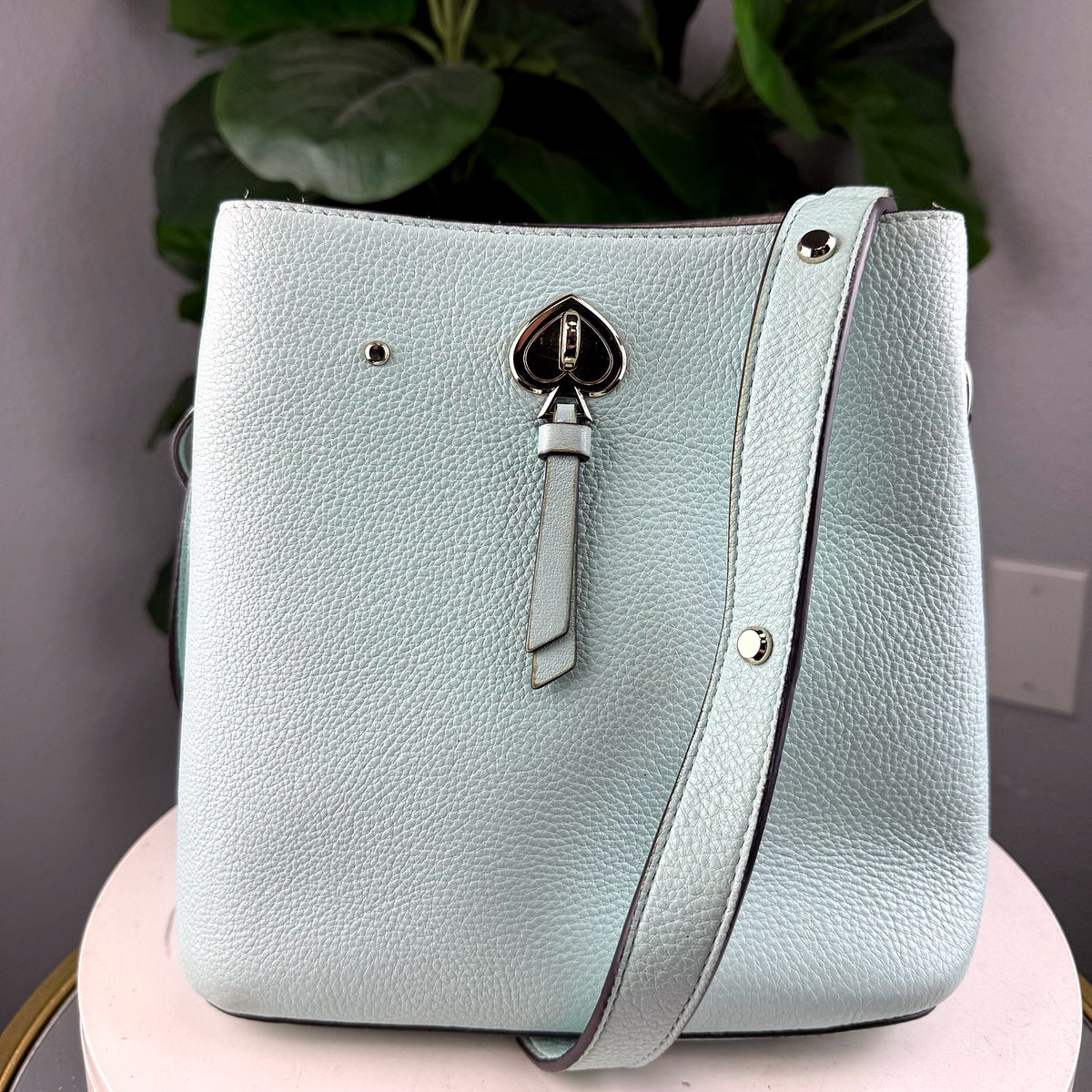 Authentic Kate Spade Suzy Medium Bucket Bag Mint Pebbled Leather - 01_photo.jpg
